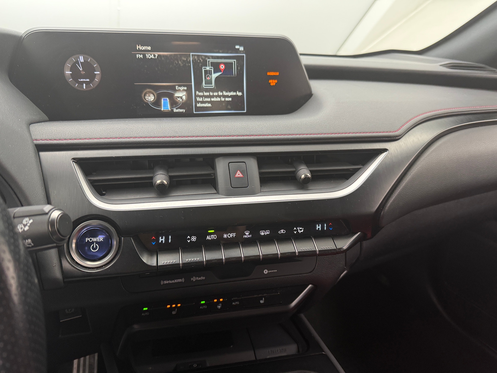 Thumbnail: 2022 Lexus UX - 3