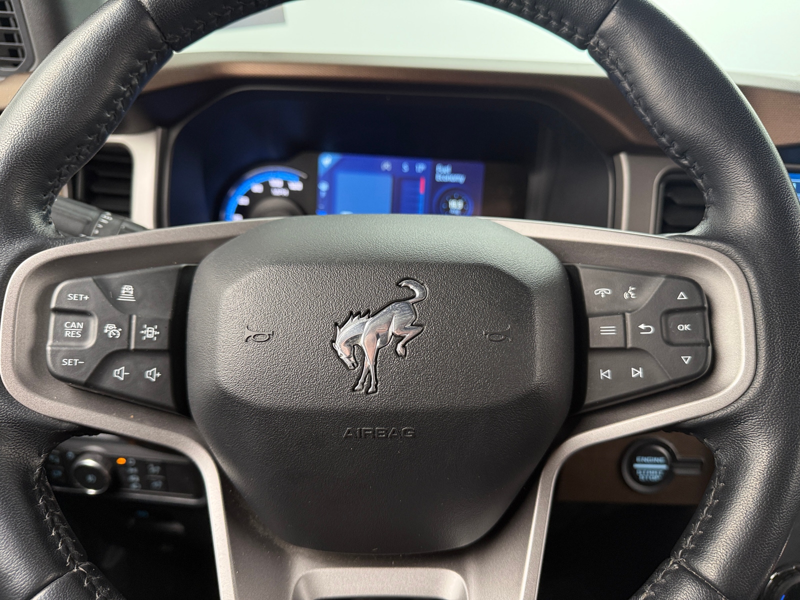 Thumbnail: 2022 Ford Bronco - 4