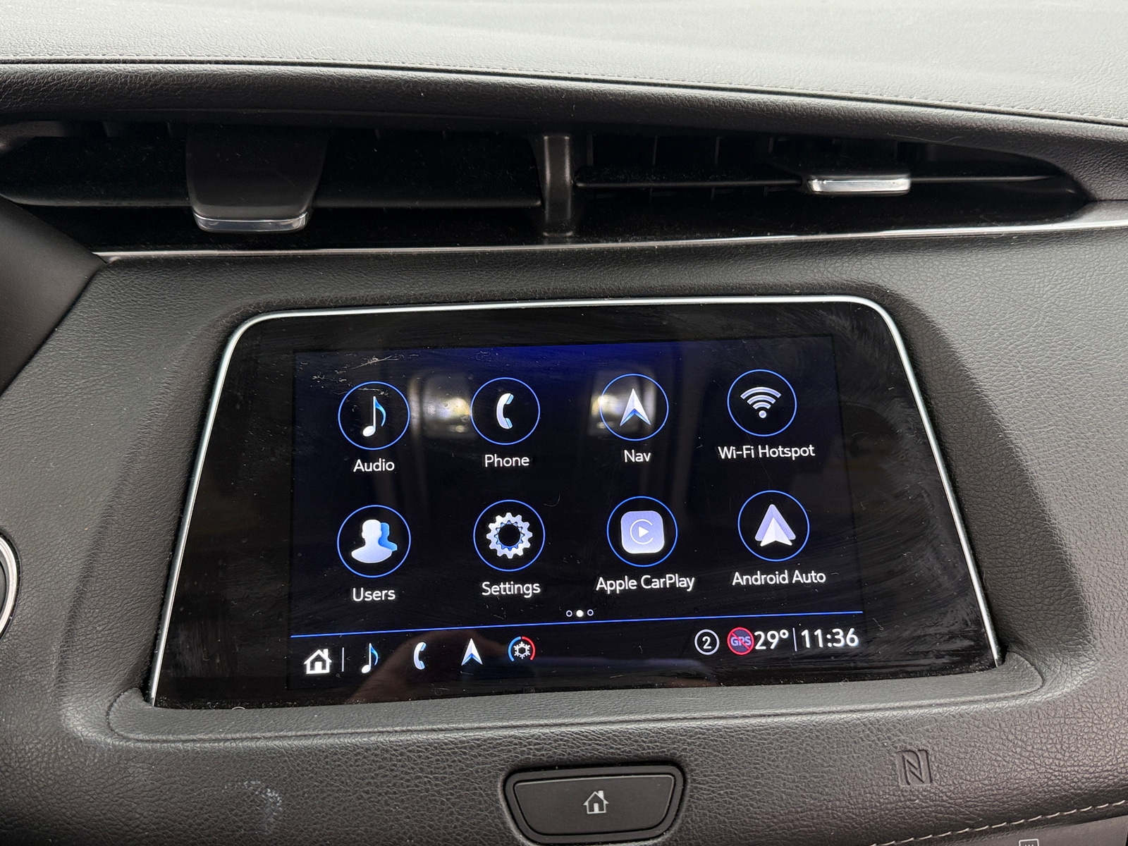 Thumbnail: 2020 Cadillac XT4 - 3