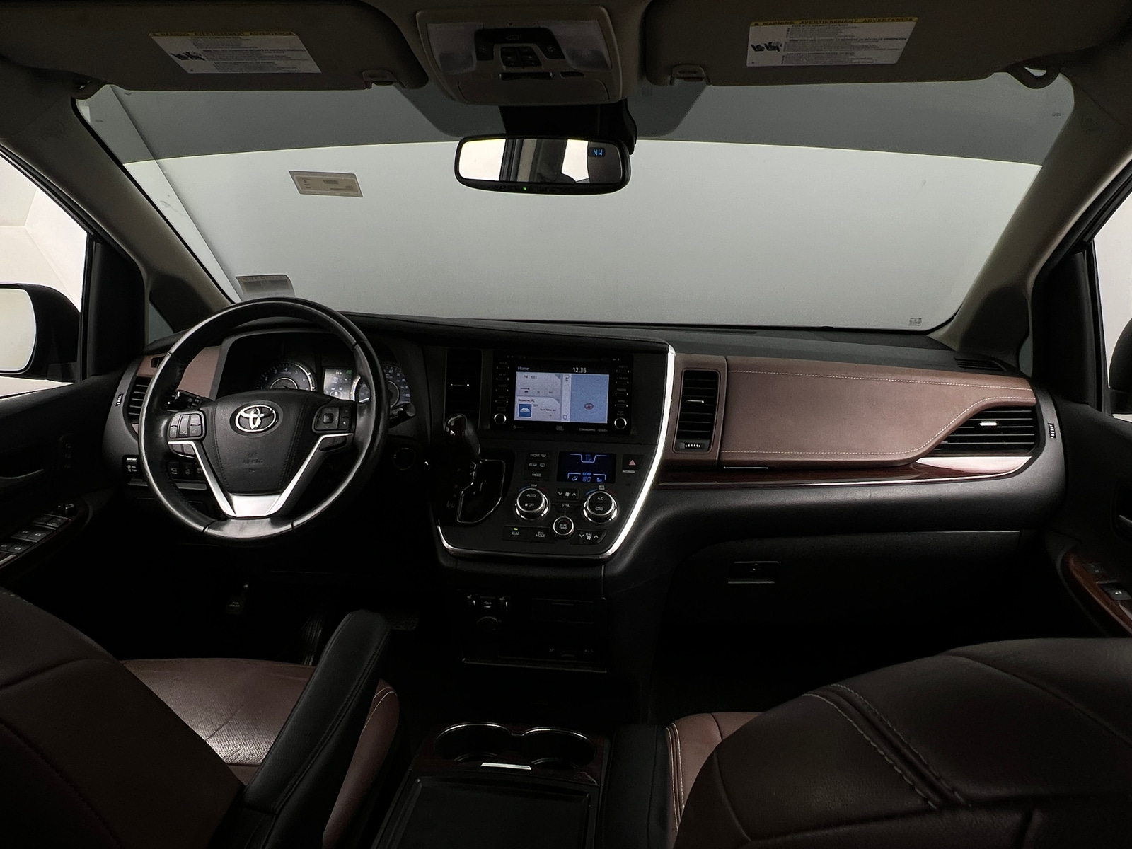 Thumbnail: 2018 Toyota Sienna - 2