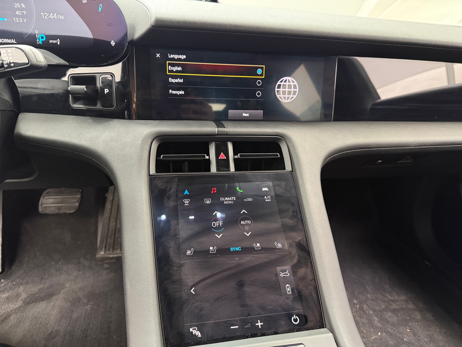 Thumbnail: 2023 Porsche Taycan - 3