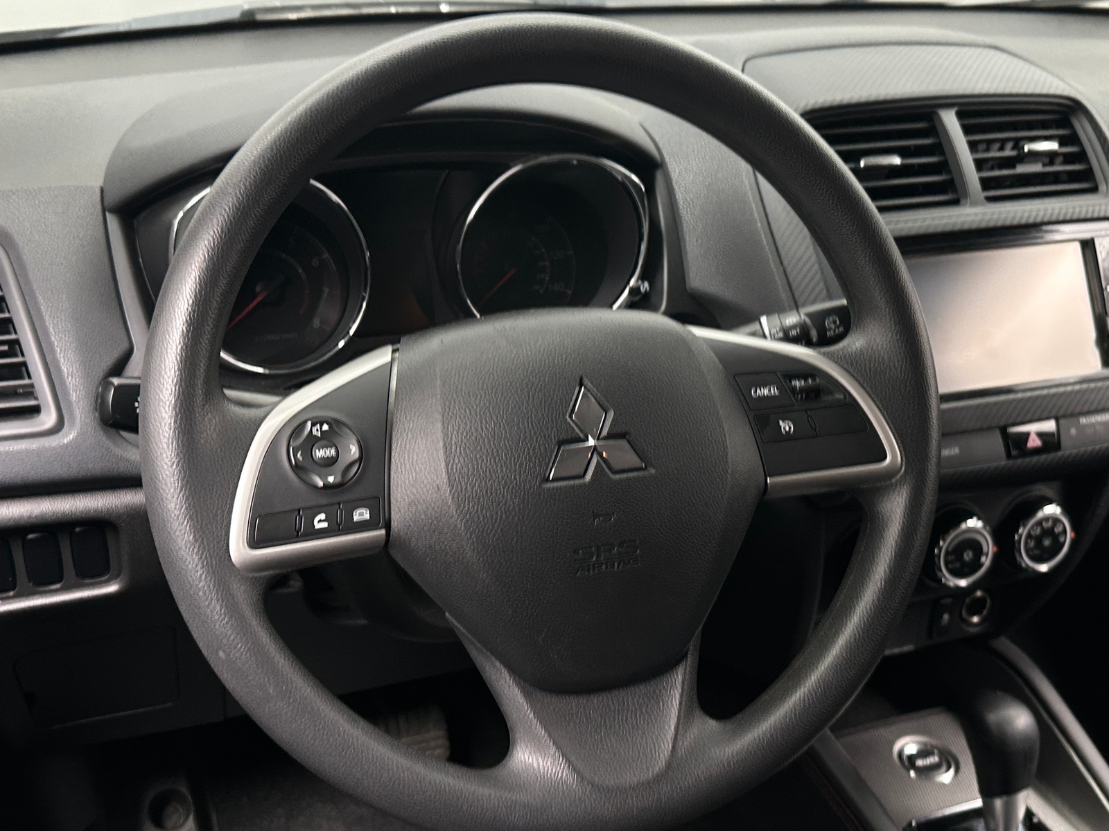 Thumbnail: 2019 Mitsubishi Outlander Sport - 5