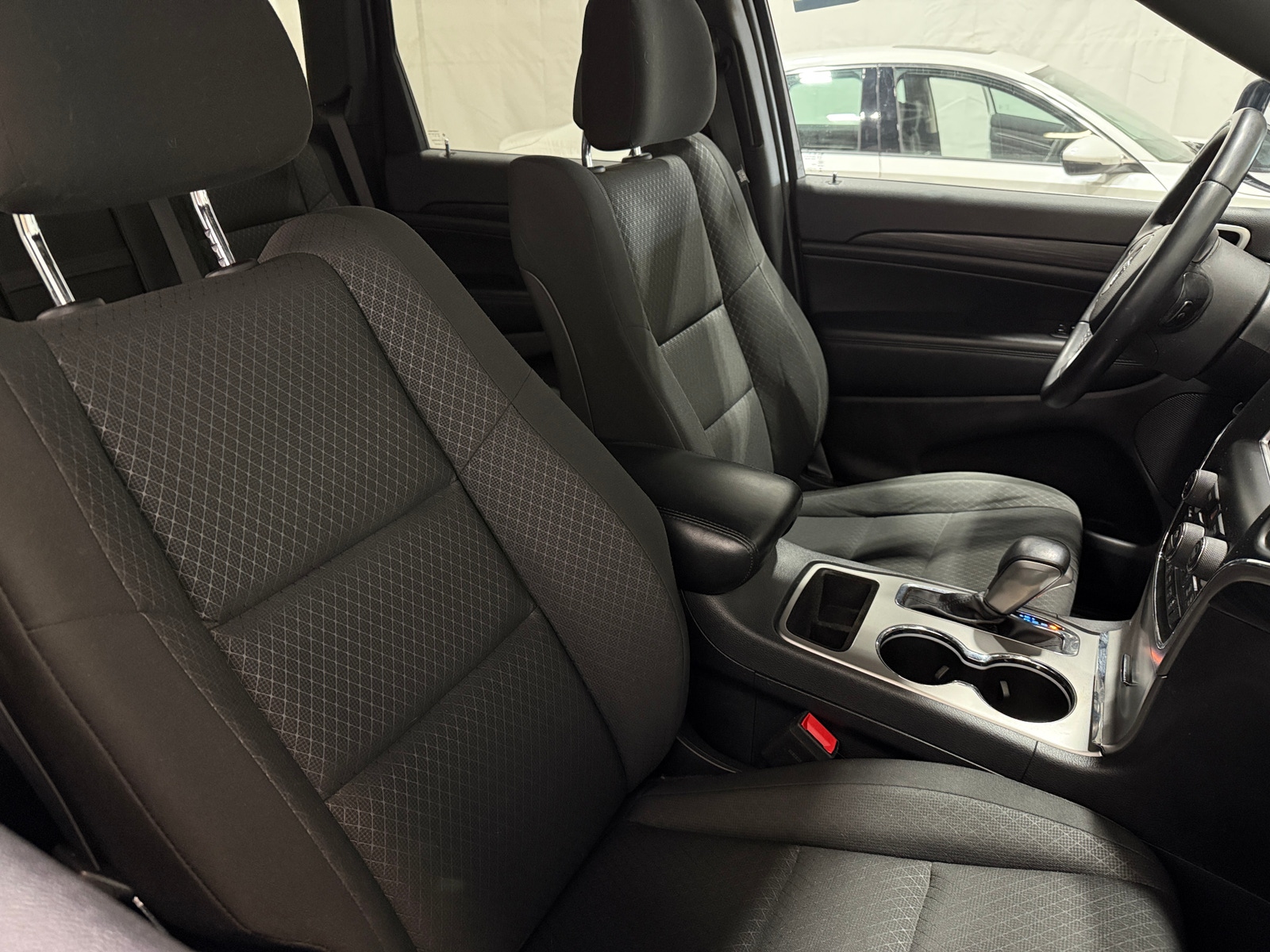 Thumbnail: 2019 Jeep Grand Cherokee - 2