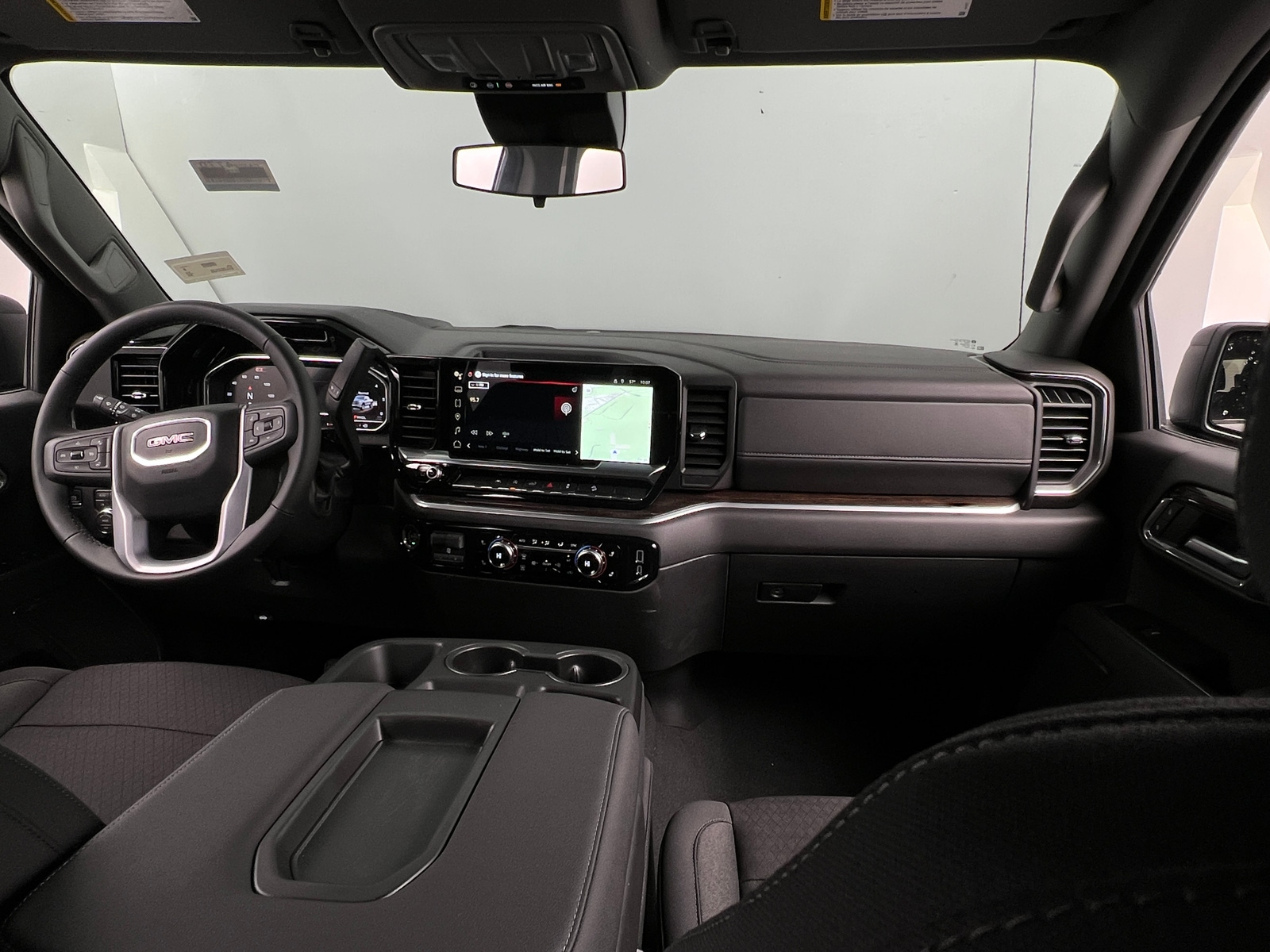 Thumbnail: 2025 GMC Sierra 1500 - 3