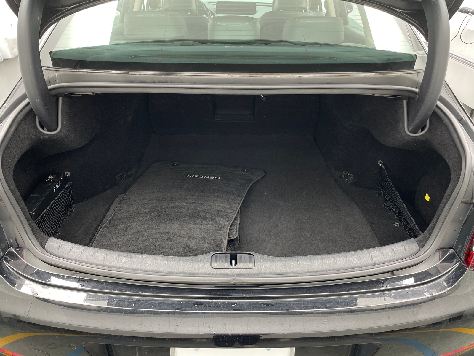 Thumbnail: 2023 Genesis G80 - 6