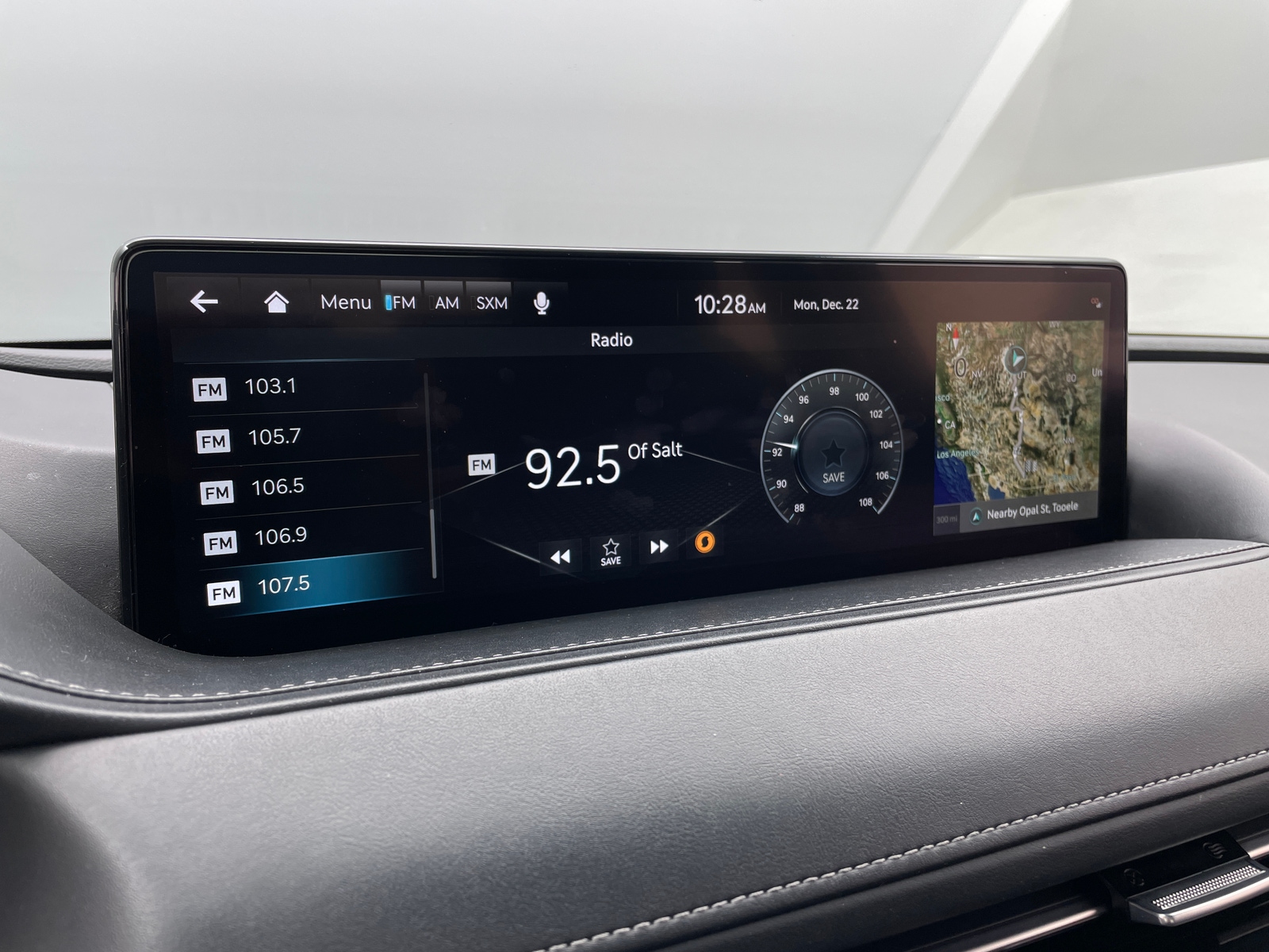 Thumbnail: 2023 Genesis G80 - 3