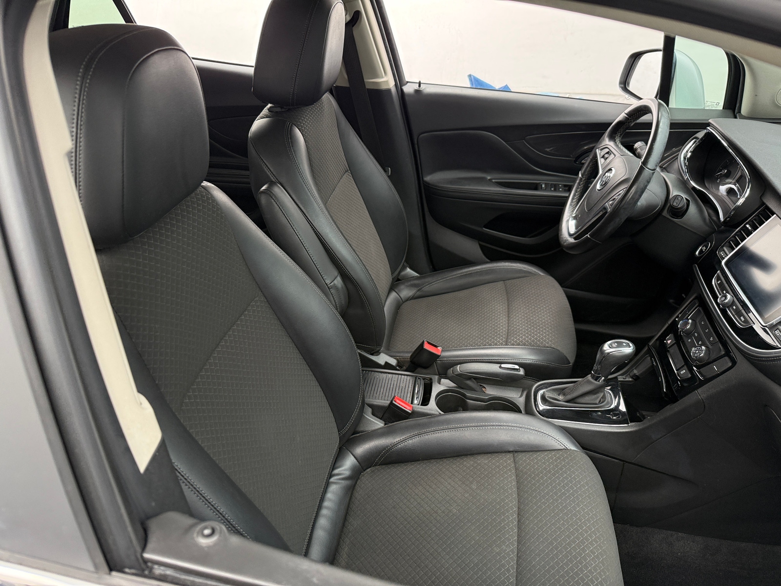 Thumbnail: 2019 Buick Encore - 2