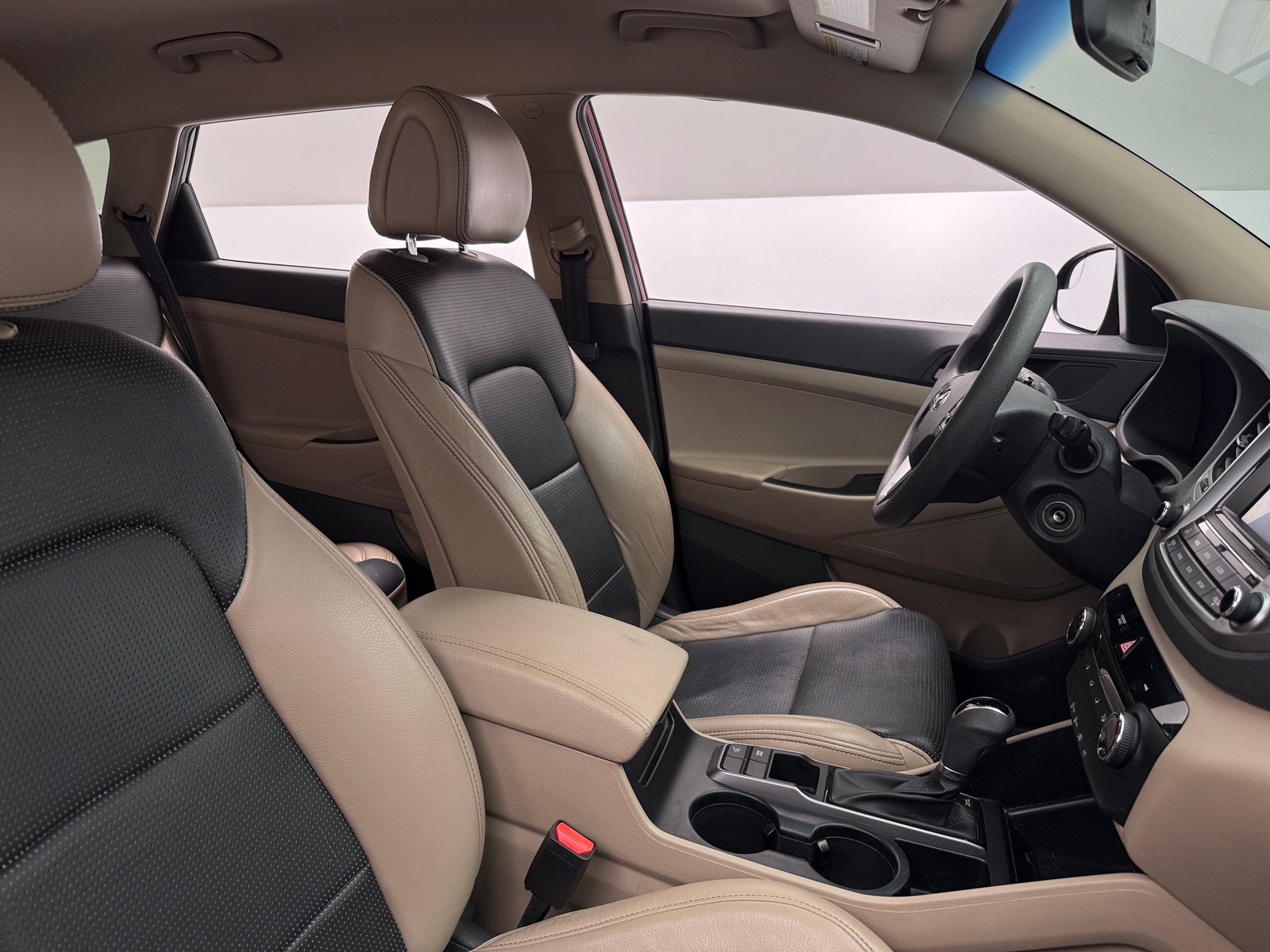 Thumbnail: 2017 Hyundai Tucson - 2