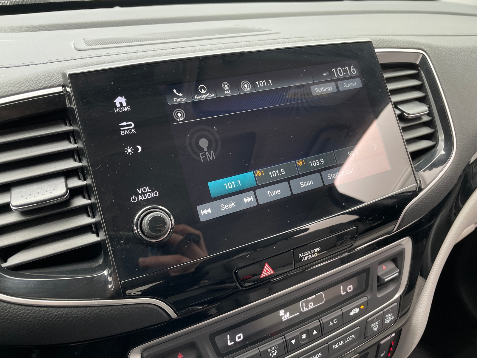 Thumbnail: 2019 Honda Pilot - 3