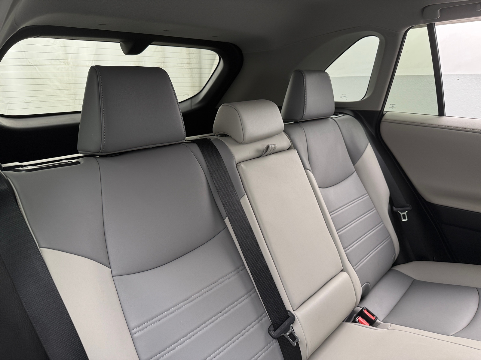 Thumbnail: 2020 Toyota RAV4 - 6