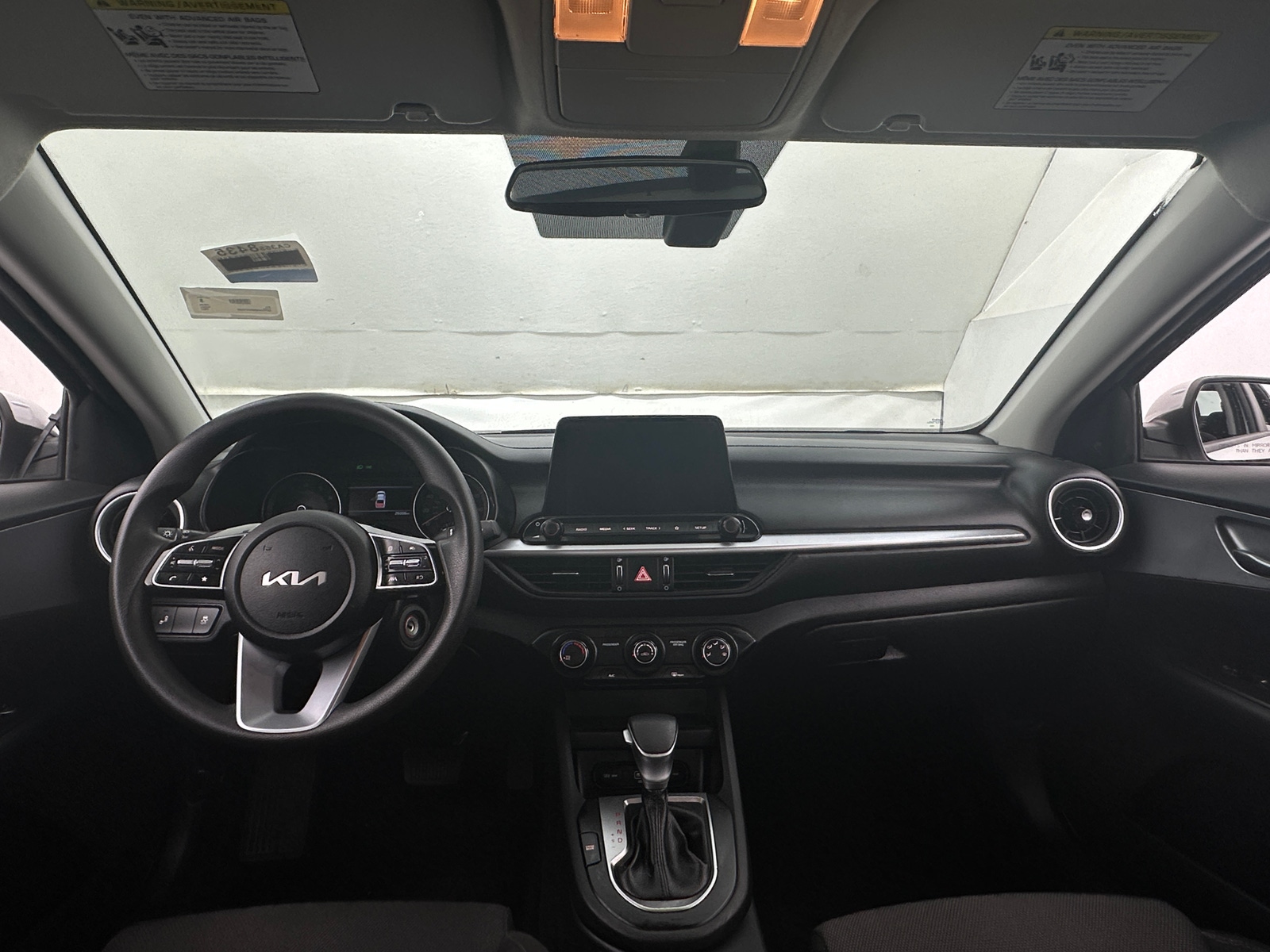 Thumbnail: 2022 Kia Forte - 3