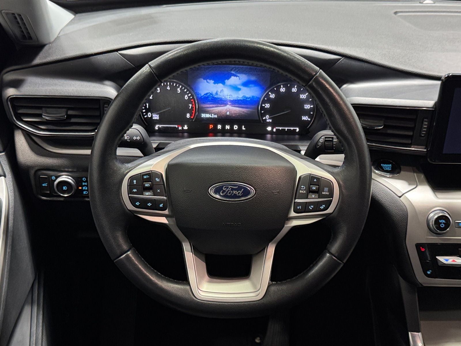 Thumbnail: 2023 Ford Explorer - 5