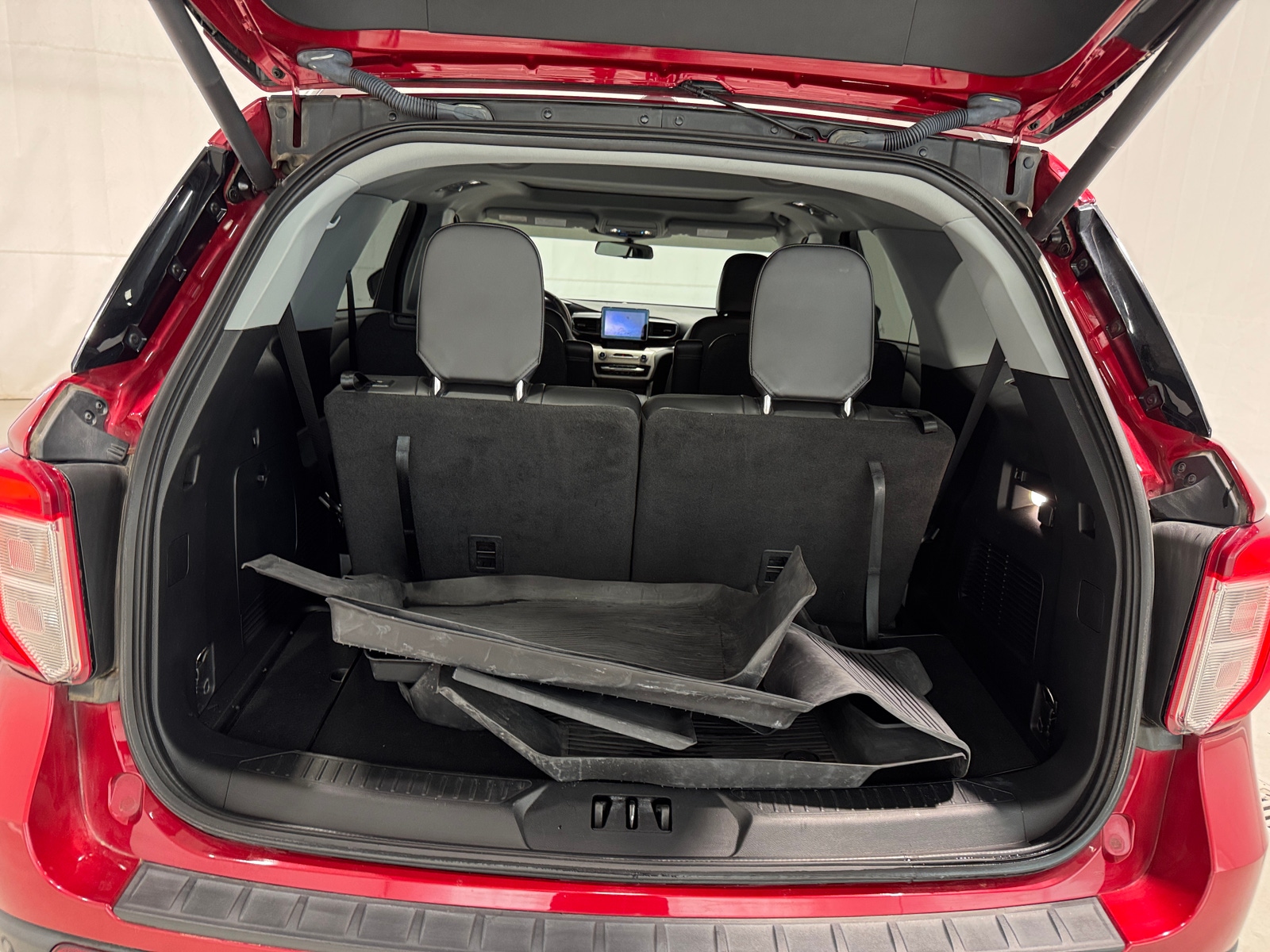 Thumbnail: 2023 Ford Explorer - 7