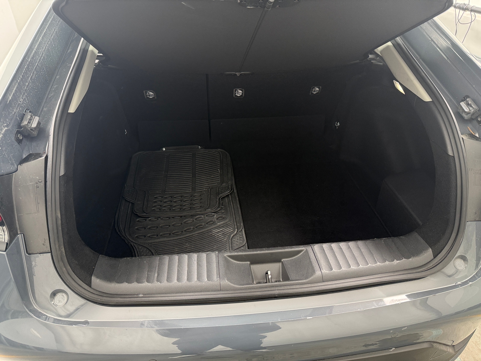 Thumbnail: 2025 Toyota Prius - 7