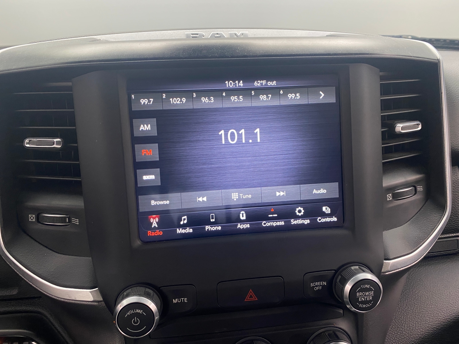 Thumbnail: 2019 RAM 1500 - 4