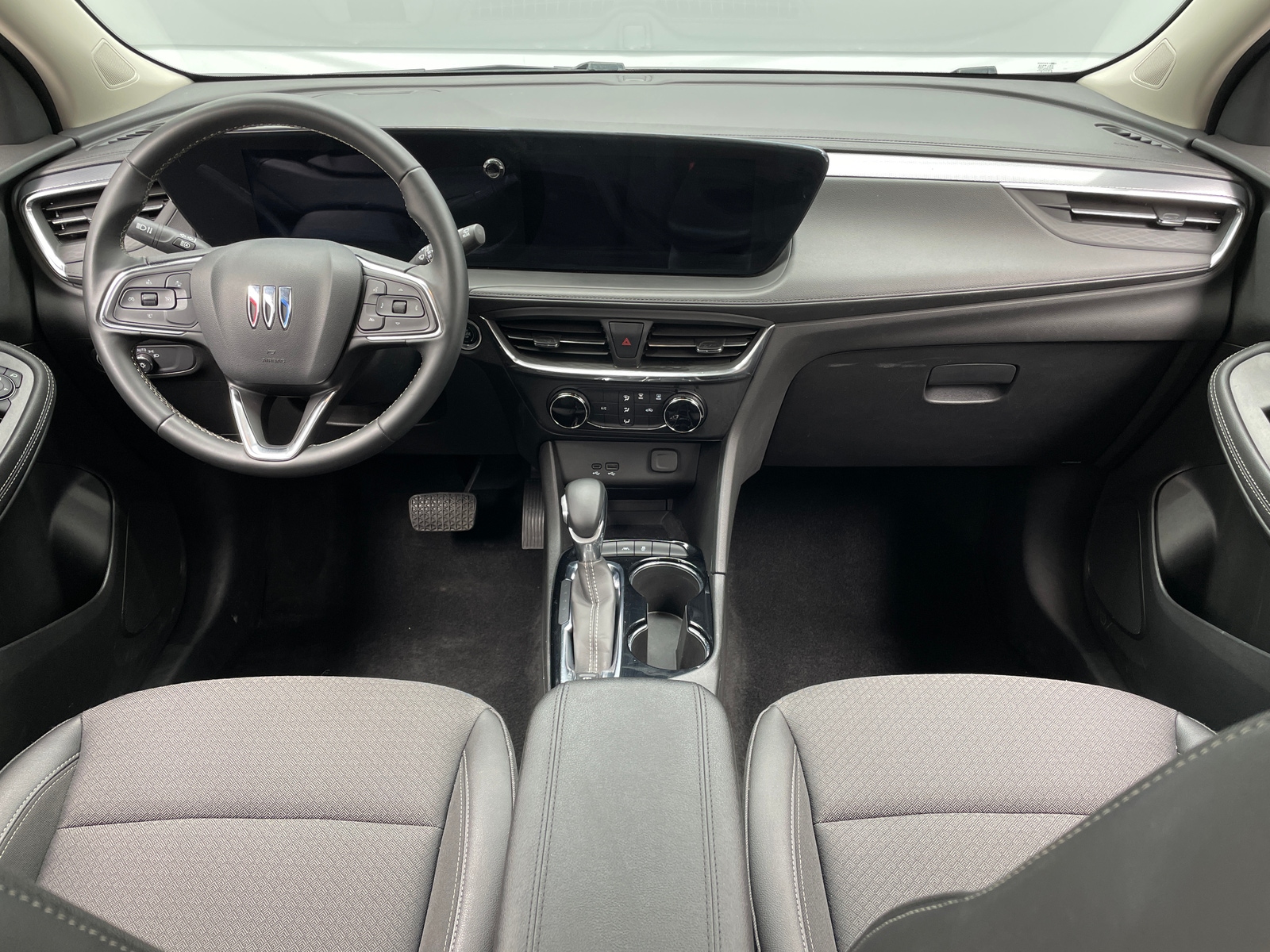 Thumbnail: 2025 Buick Encore GX - 3