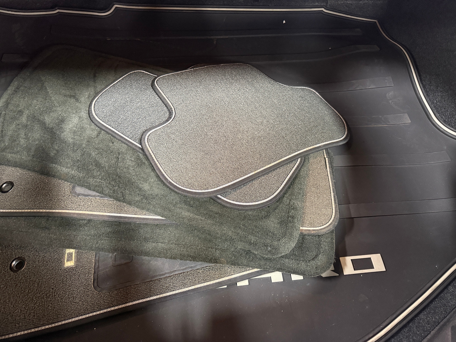 Thumbnail: 2014 Chevrolet Camaro - 5