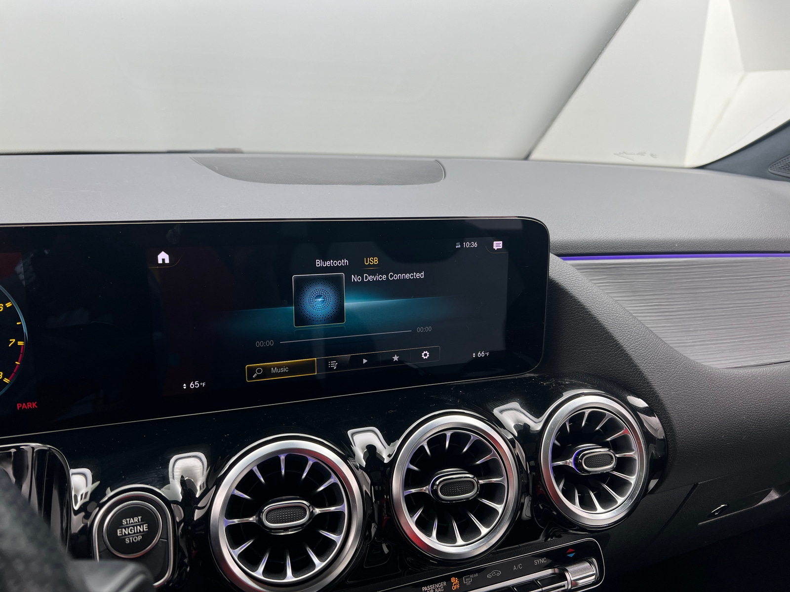 Thumbnail: 2022 Mercedes-Benz GLA - 3