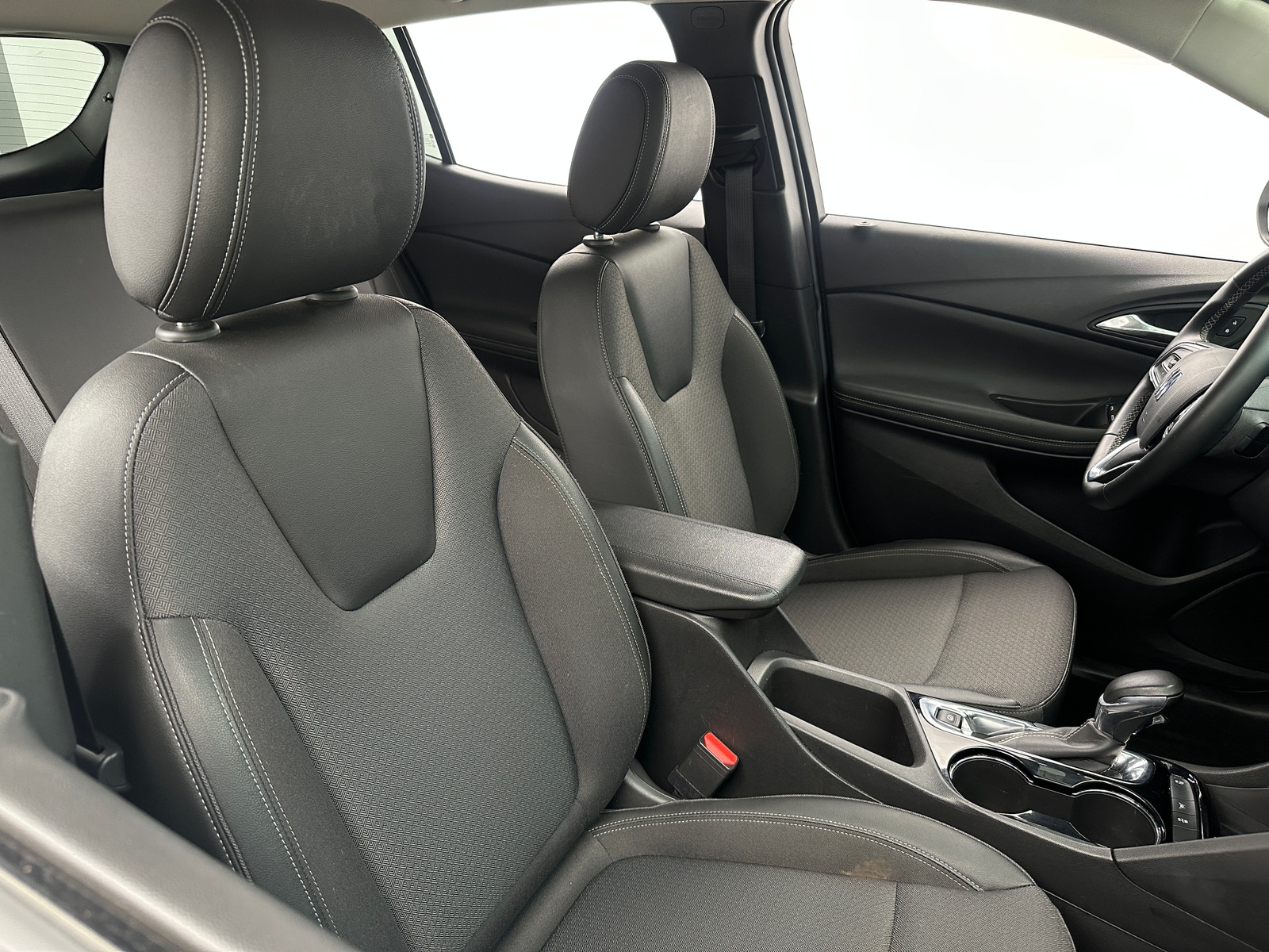 Thumbnail: 2025 Buick Encore GX - 2