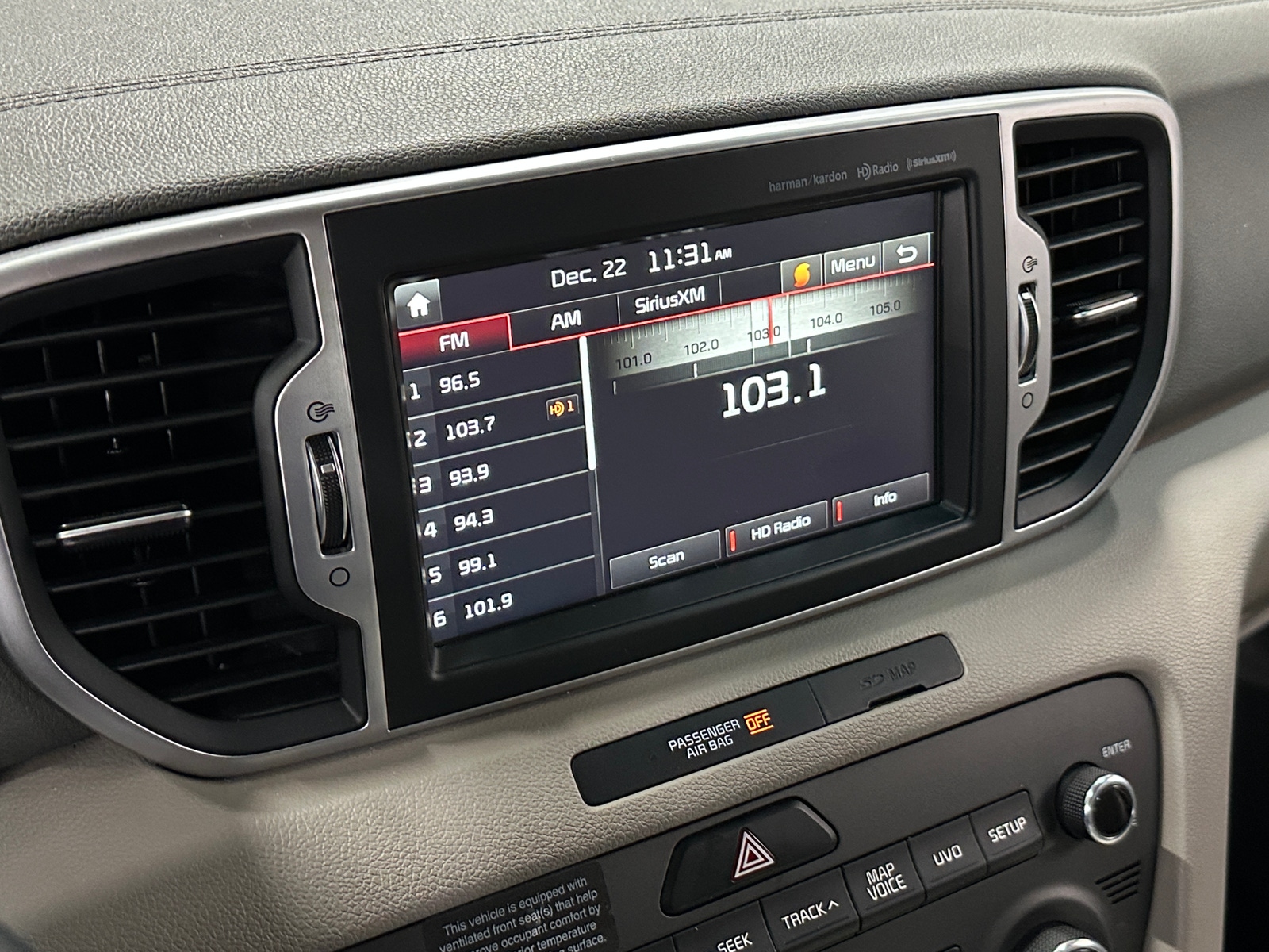 Thumbnail: 2017 Kia Sportage - 3