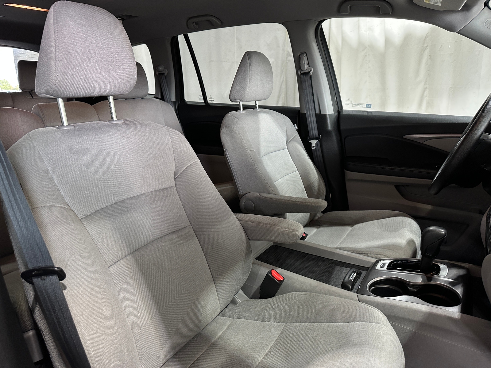 Thumbnail: 2017 Honda Pilot - 2