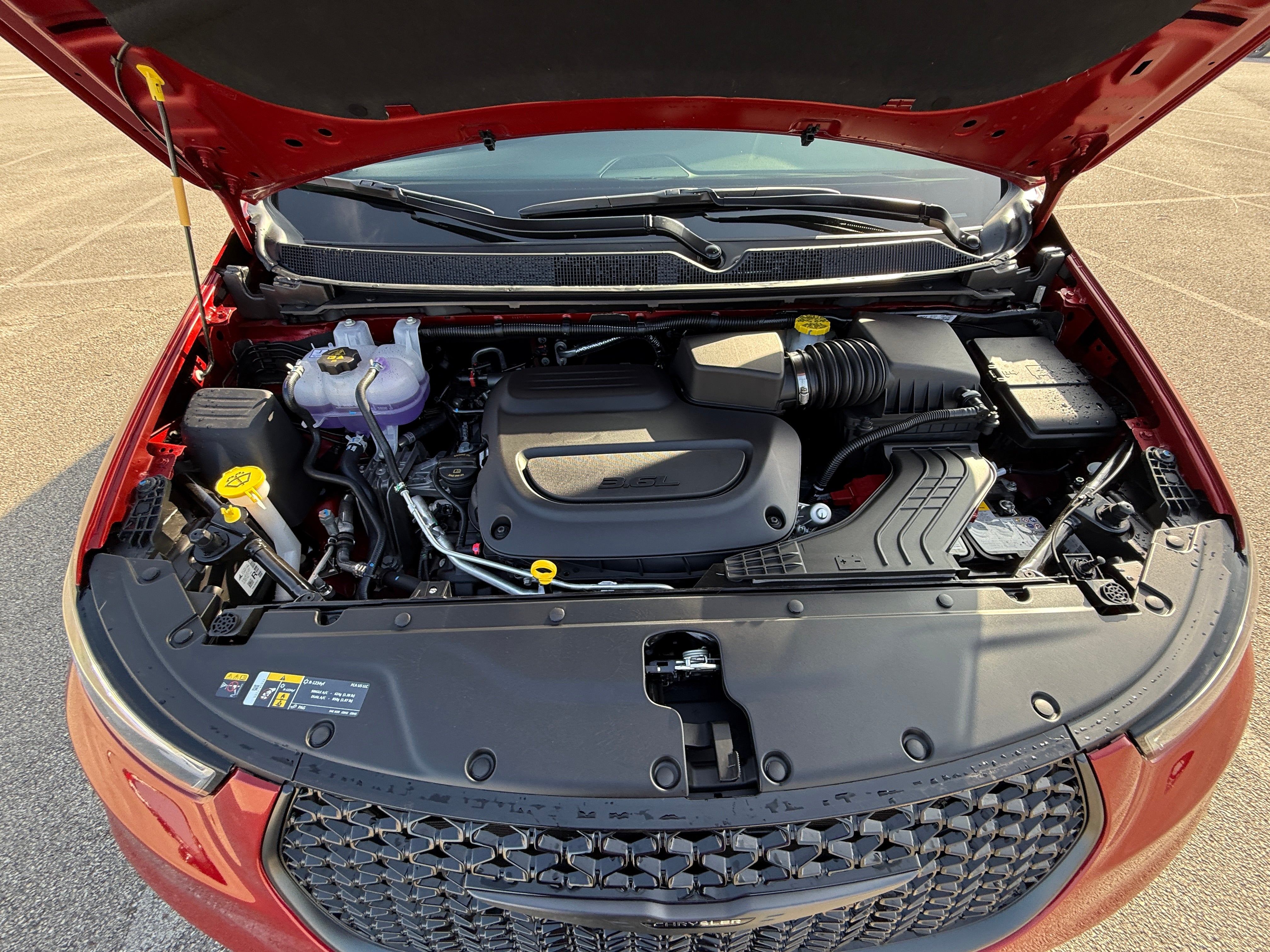 2026 Chrysler Pacifica Select AWD's photo