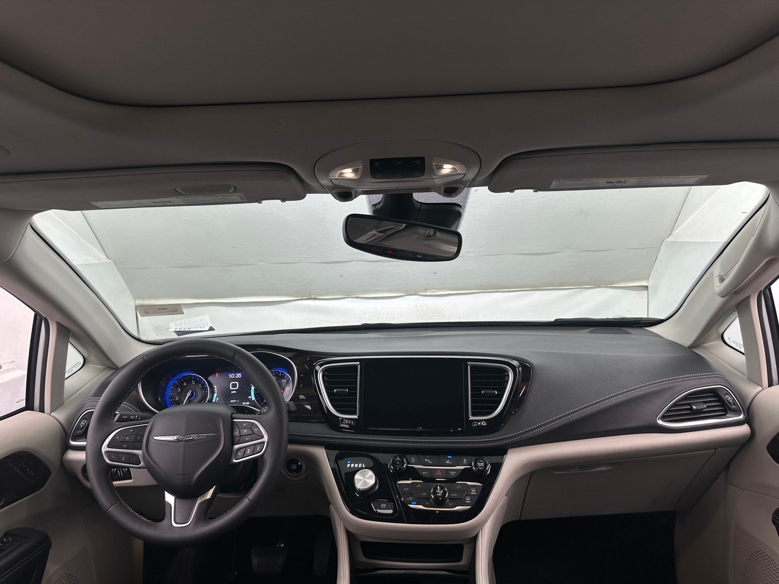 Thumbnail: 2024 Chrysler Pacifica - 2