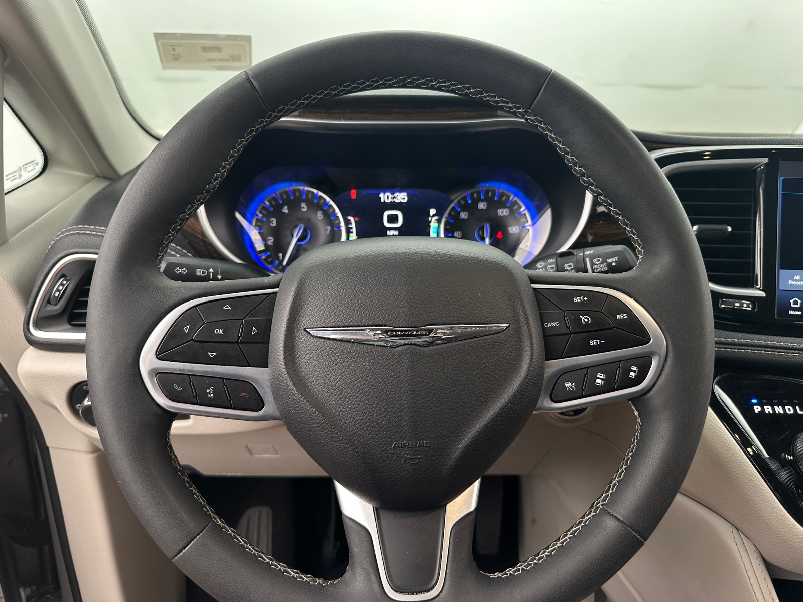 Thumbnail: 2024 Chrysler Pacifica - 4