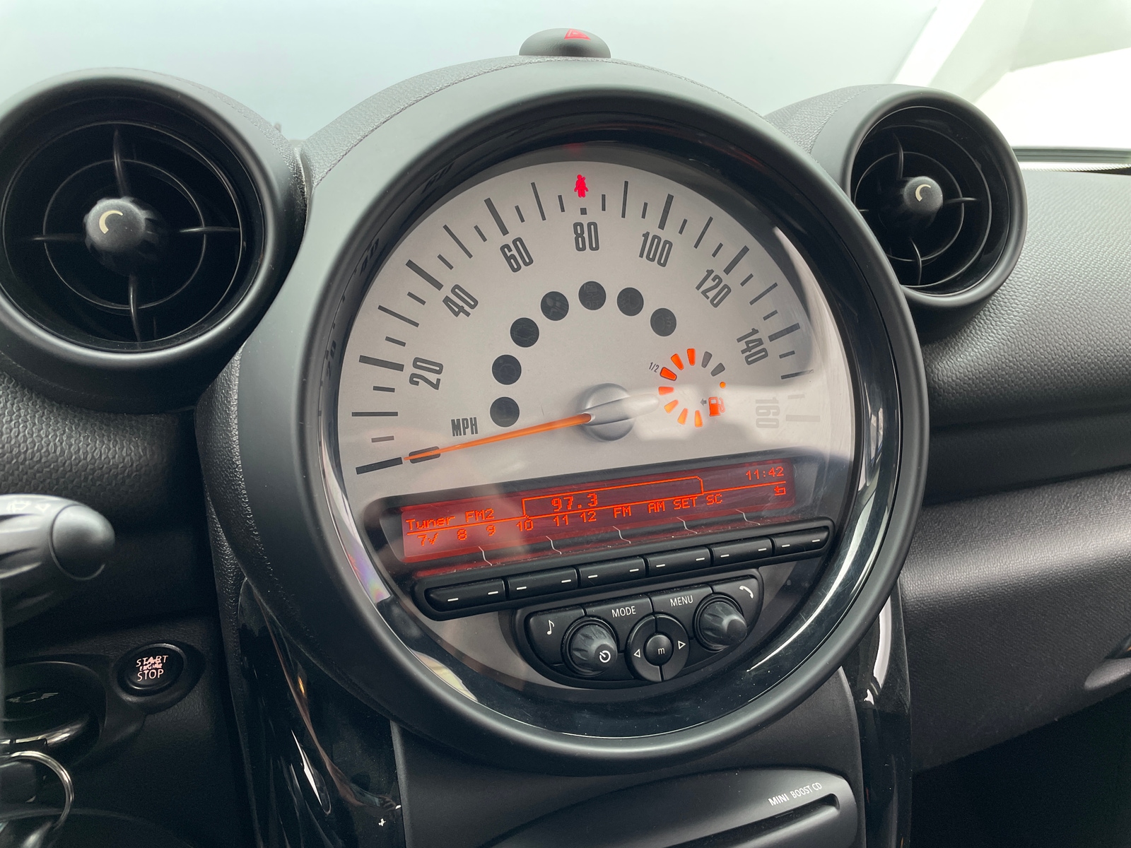 Thumbnail: 2014 MINI Cooper Countryman - 4