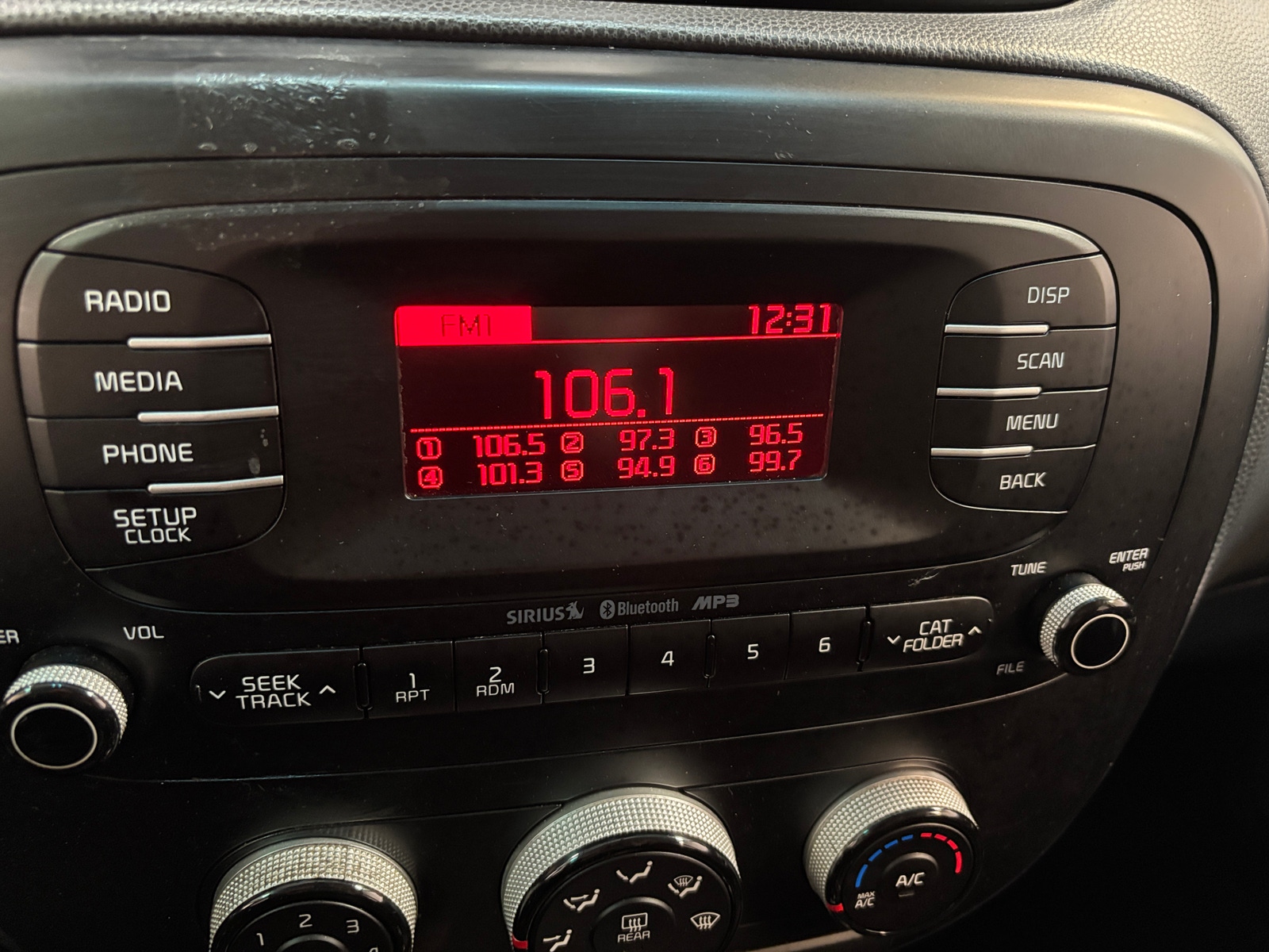 Thumbnail: 2016 Kia Soul - 4