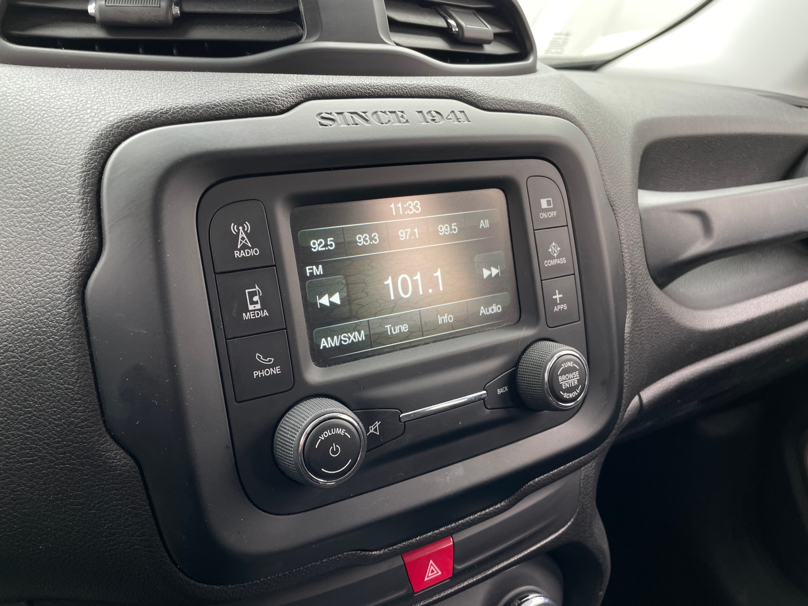 Thumbnail: 2017 Jeep Renegade - 4