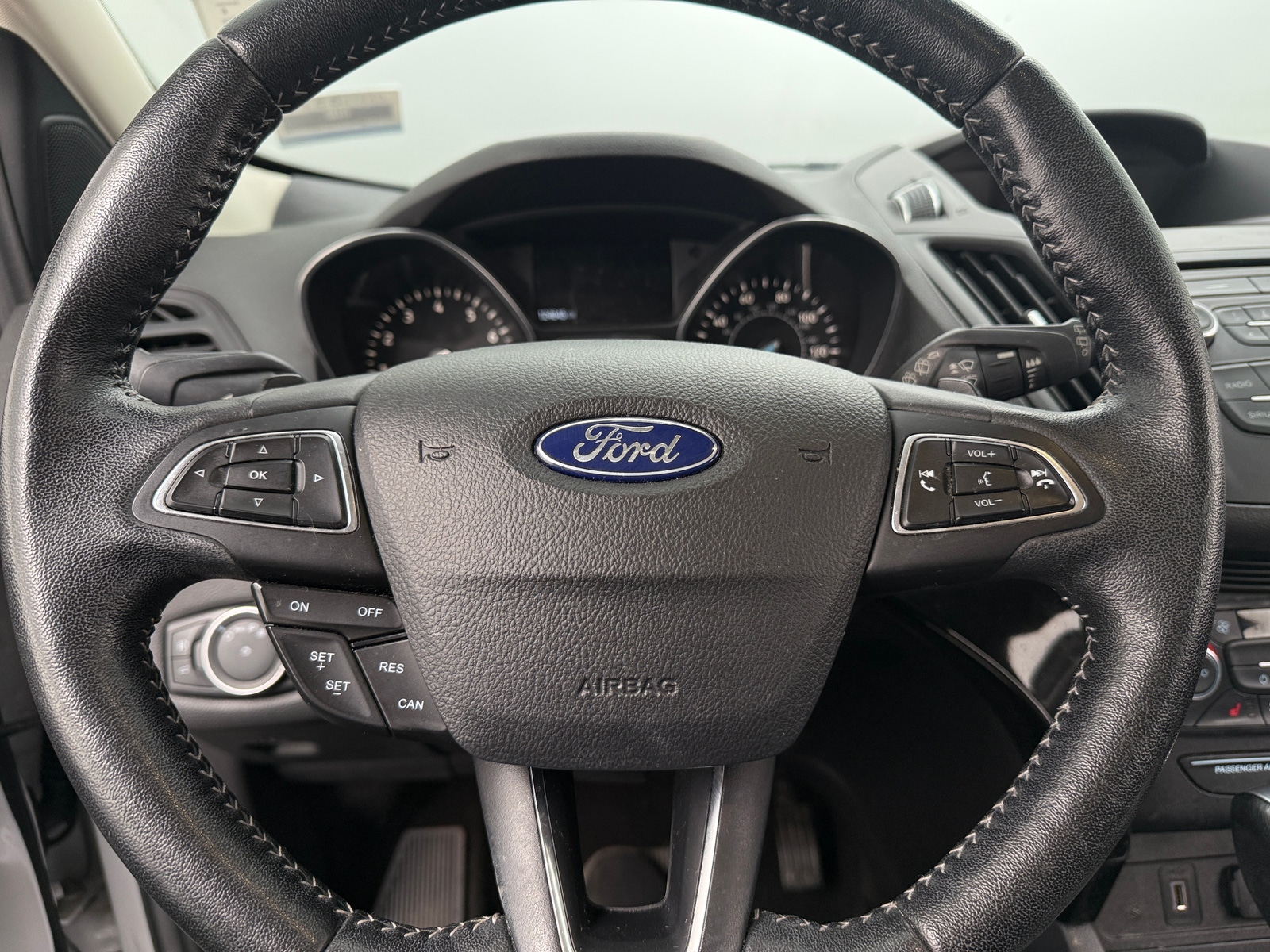 Thumbnail: 2017 Ford Escape - 4