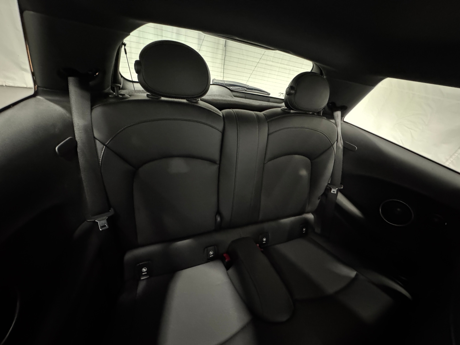 Thumbnail: 2015 MINI Cooper Hardtop - 5