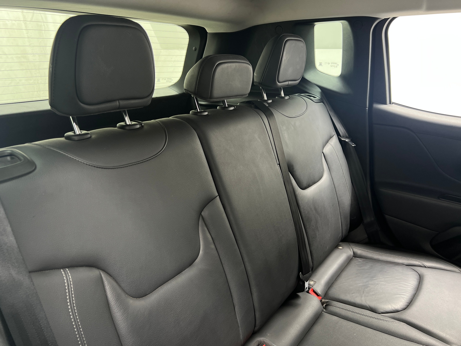 Thumbnail: 2023 Jeep Renegade - 6