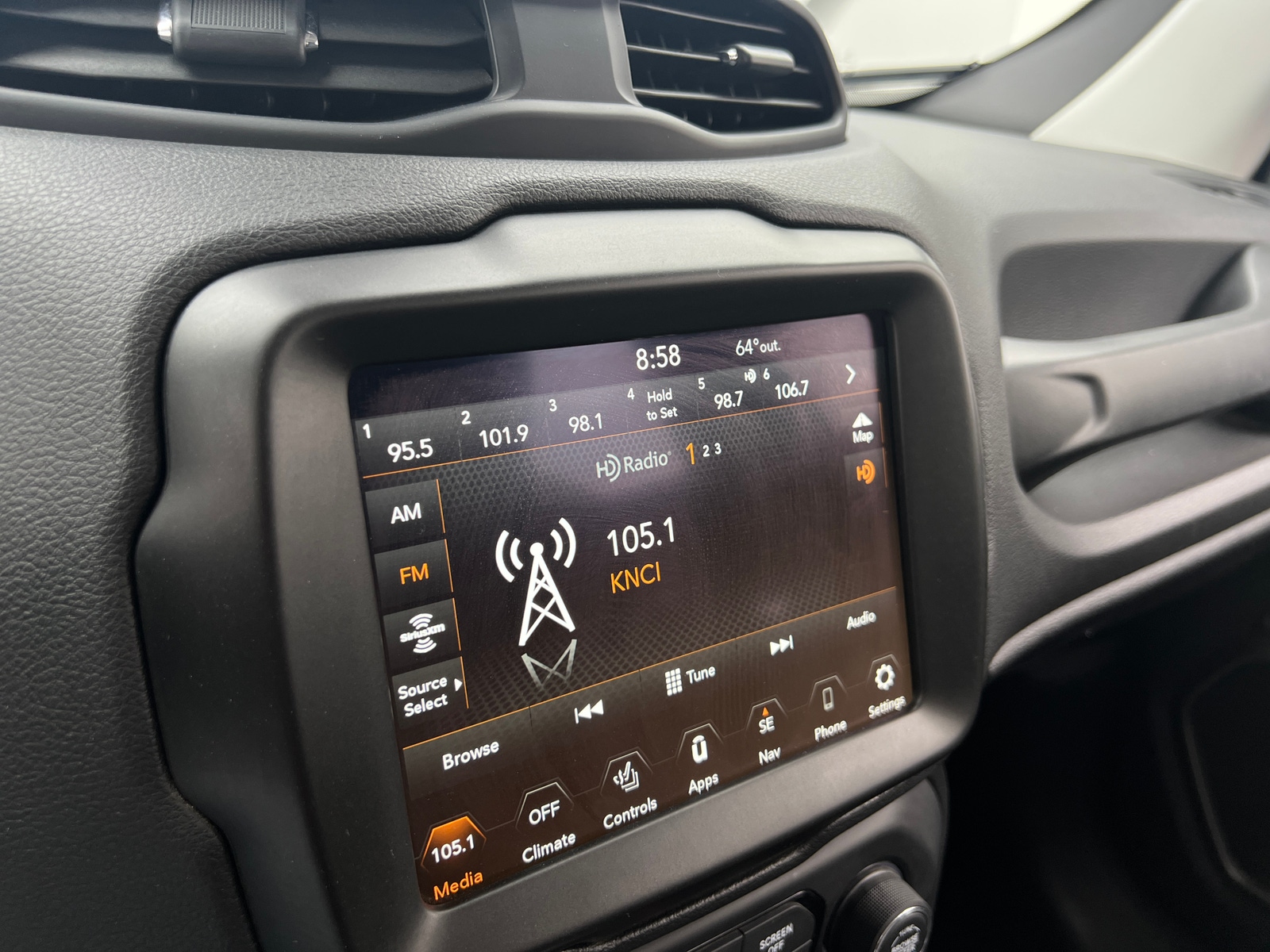 Thumbnail: 2023 Jeep Renegade - 4