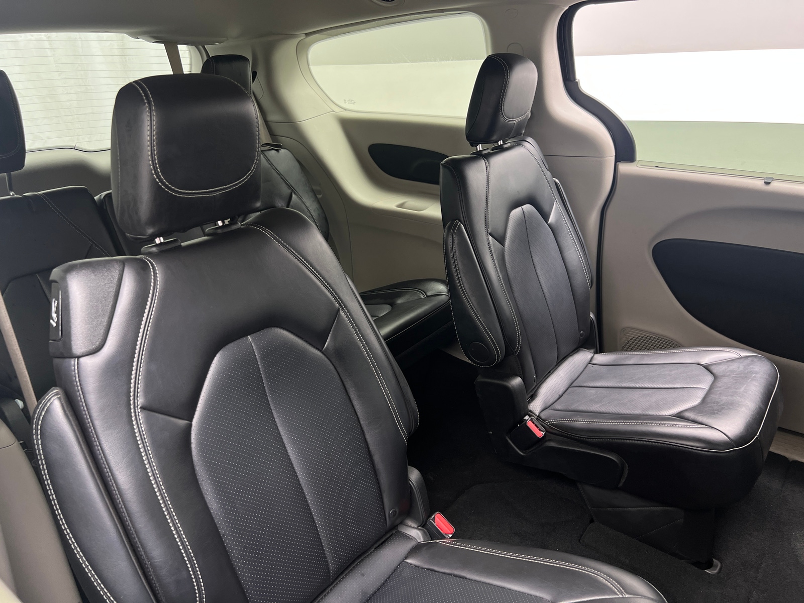 Thumbnail: 2024 Chrysler Pacifica - 5