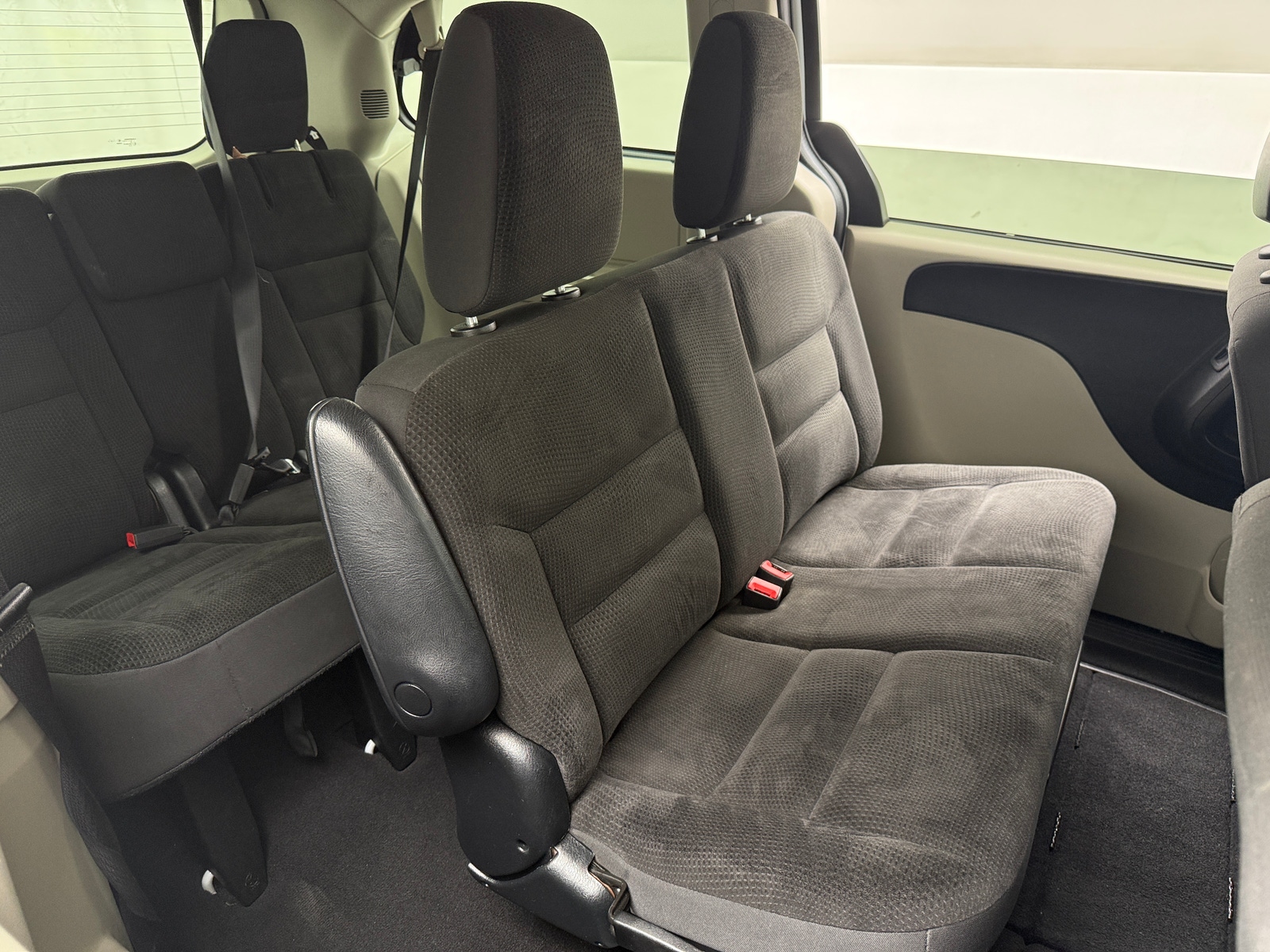 Thumbnail: 2018 Dodge Grand Caravan - 6