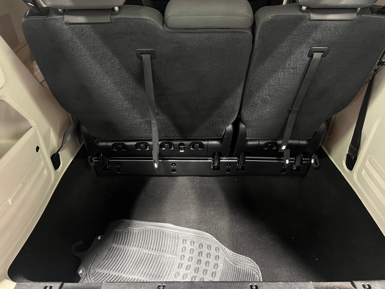 Thumbnail: 2018 Dodge Grand Caravan - 7