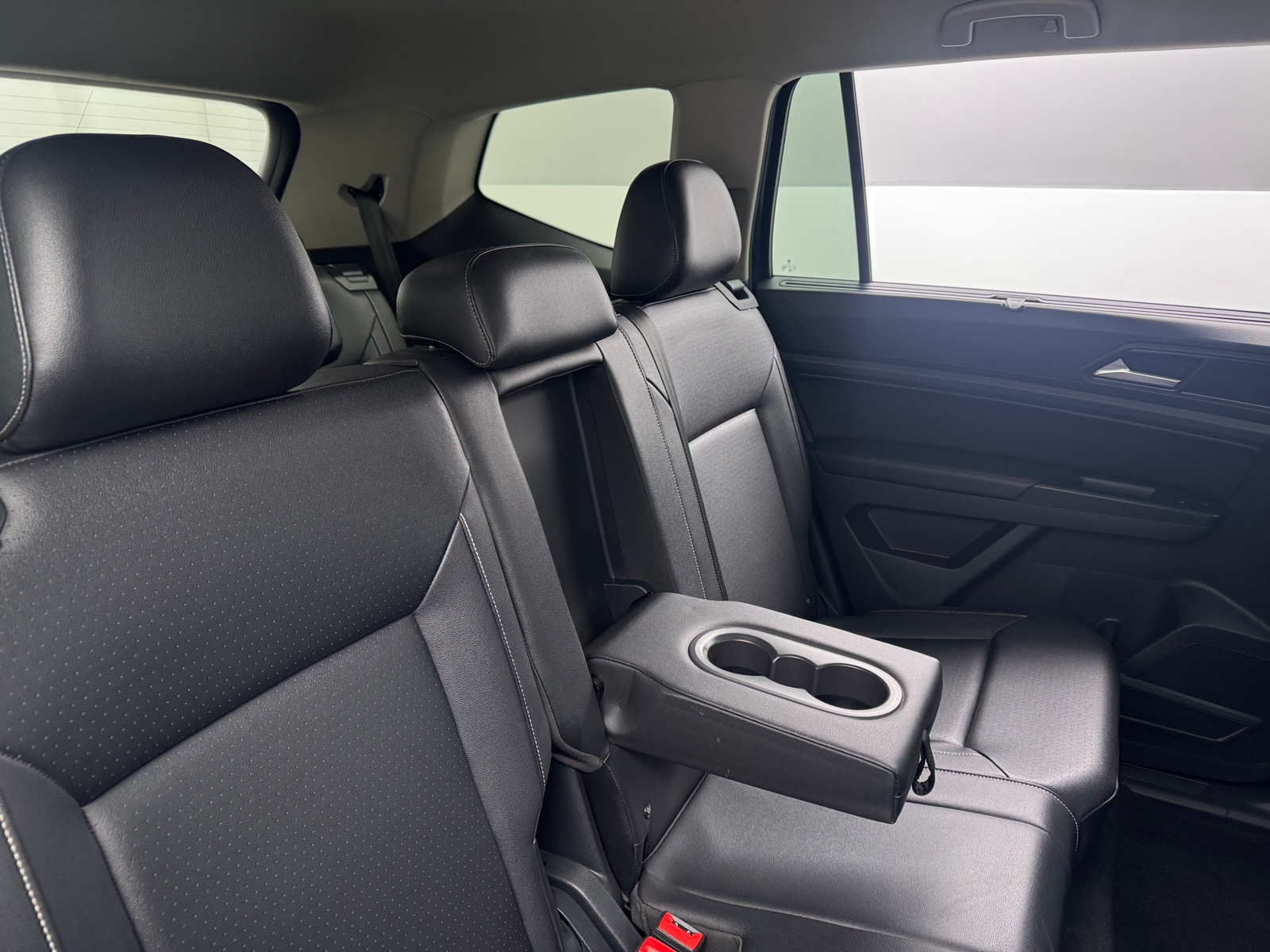 Thumbnail: 2021 Volkswagen Atlas - 5