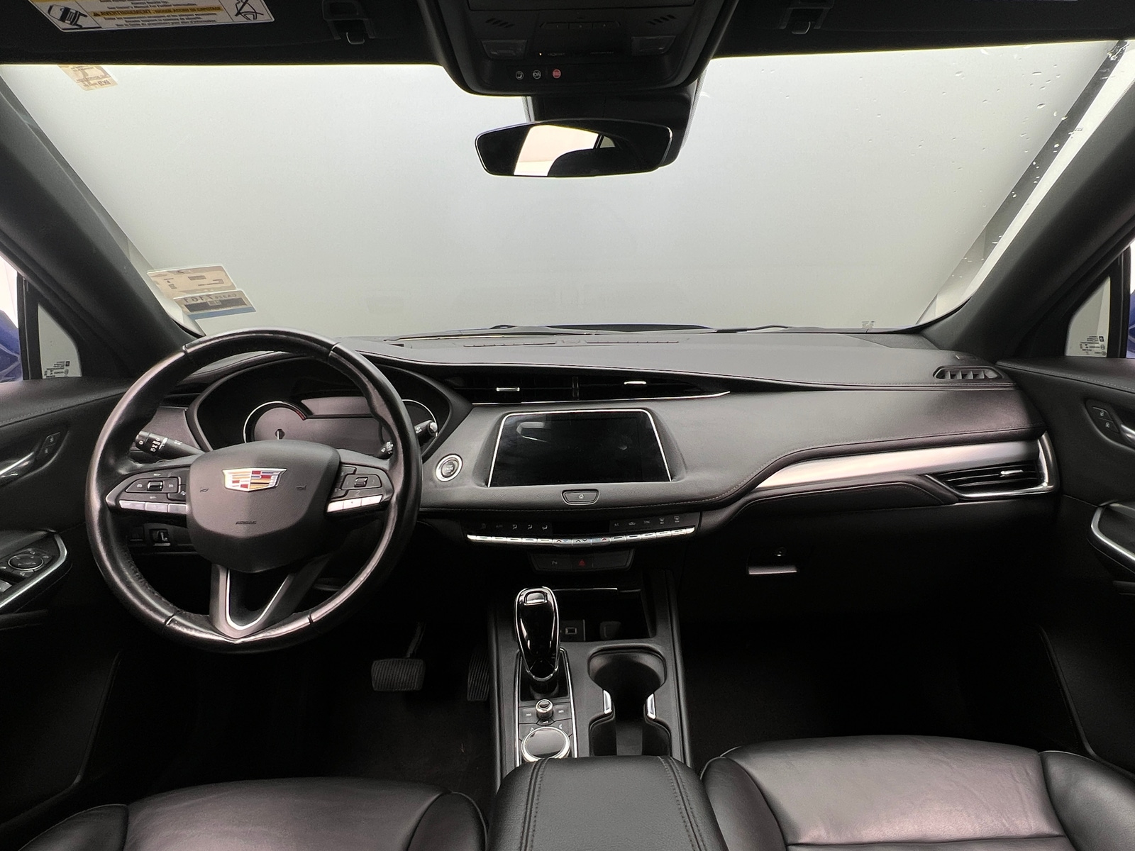 Thumbnail: 2022 Cadillac XT4 - 2