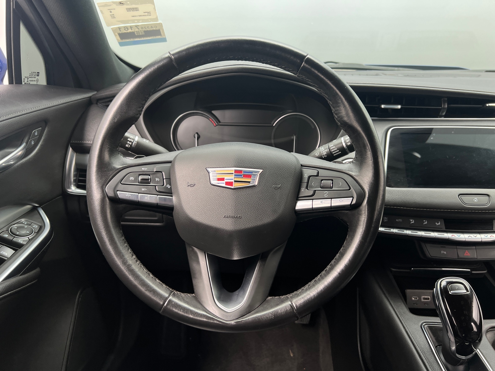 Thumbnail: 2022 Cadillac XT4 - 4