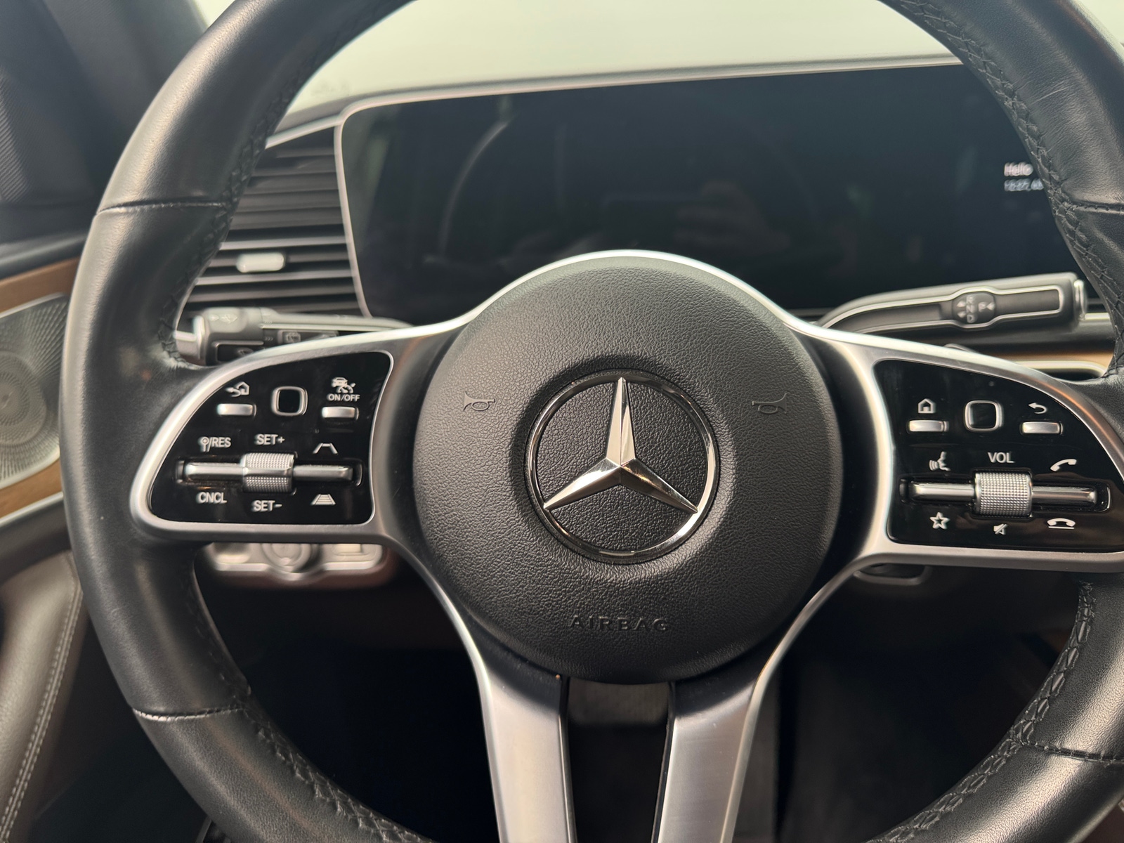 Thumbnail: 2022 Mercedes-Benz GLE - 4