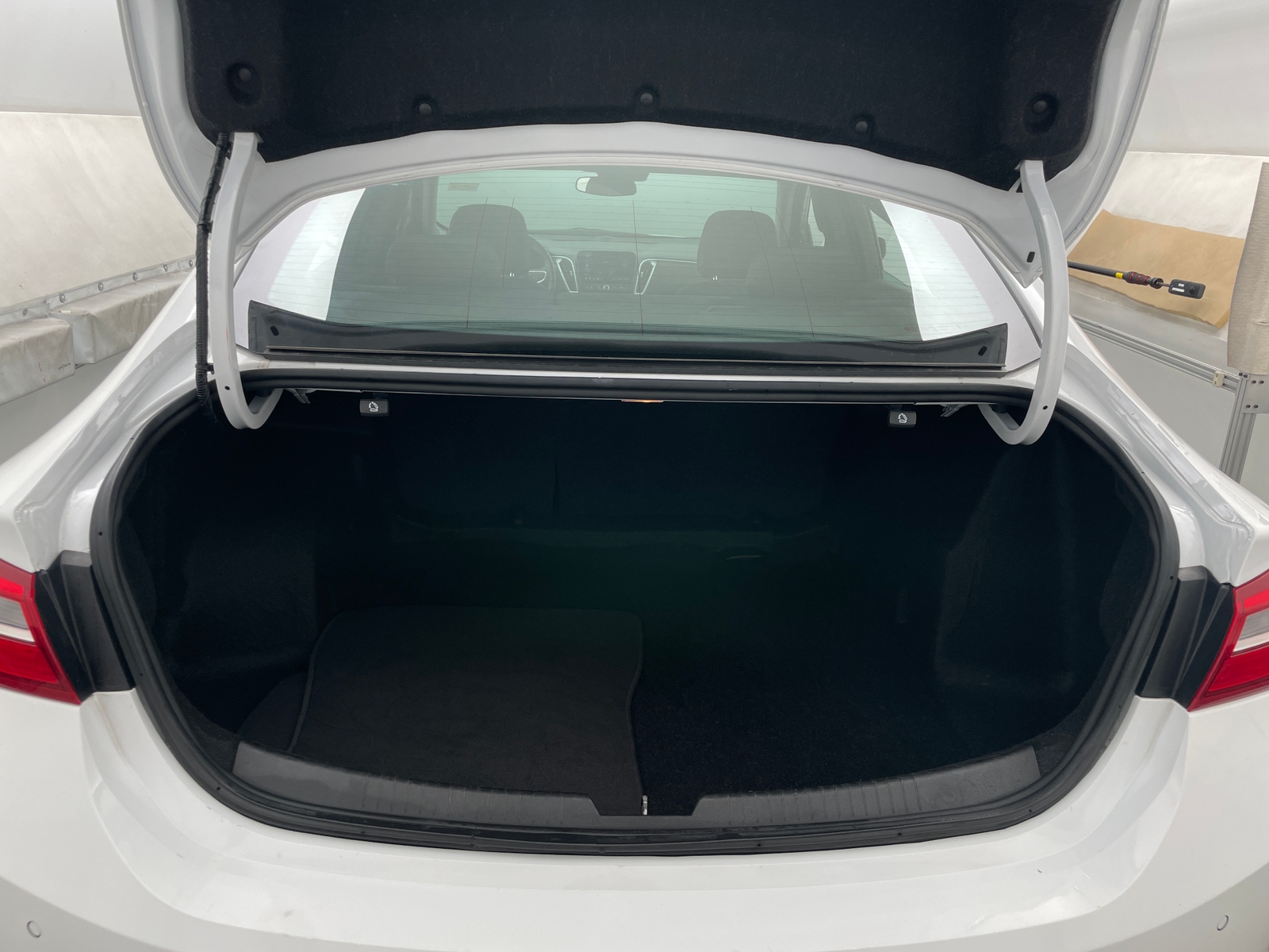 Thumbnail: 2024 Chevrolet Malibu - 7