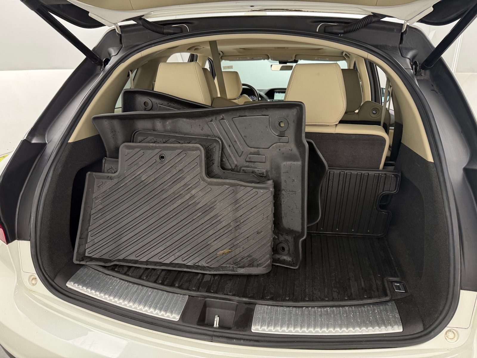 Thumbnail: 2016 Acura MDX - 6