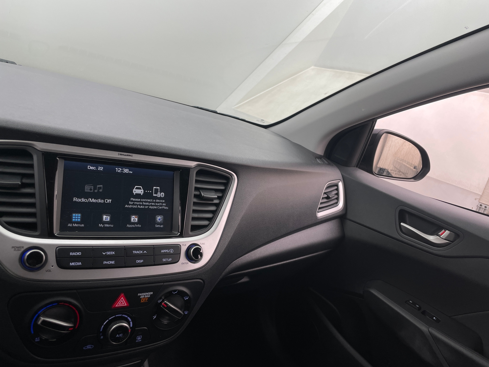 Thumbnail: 2022 Hyundai Accent - 4