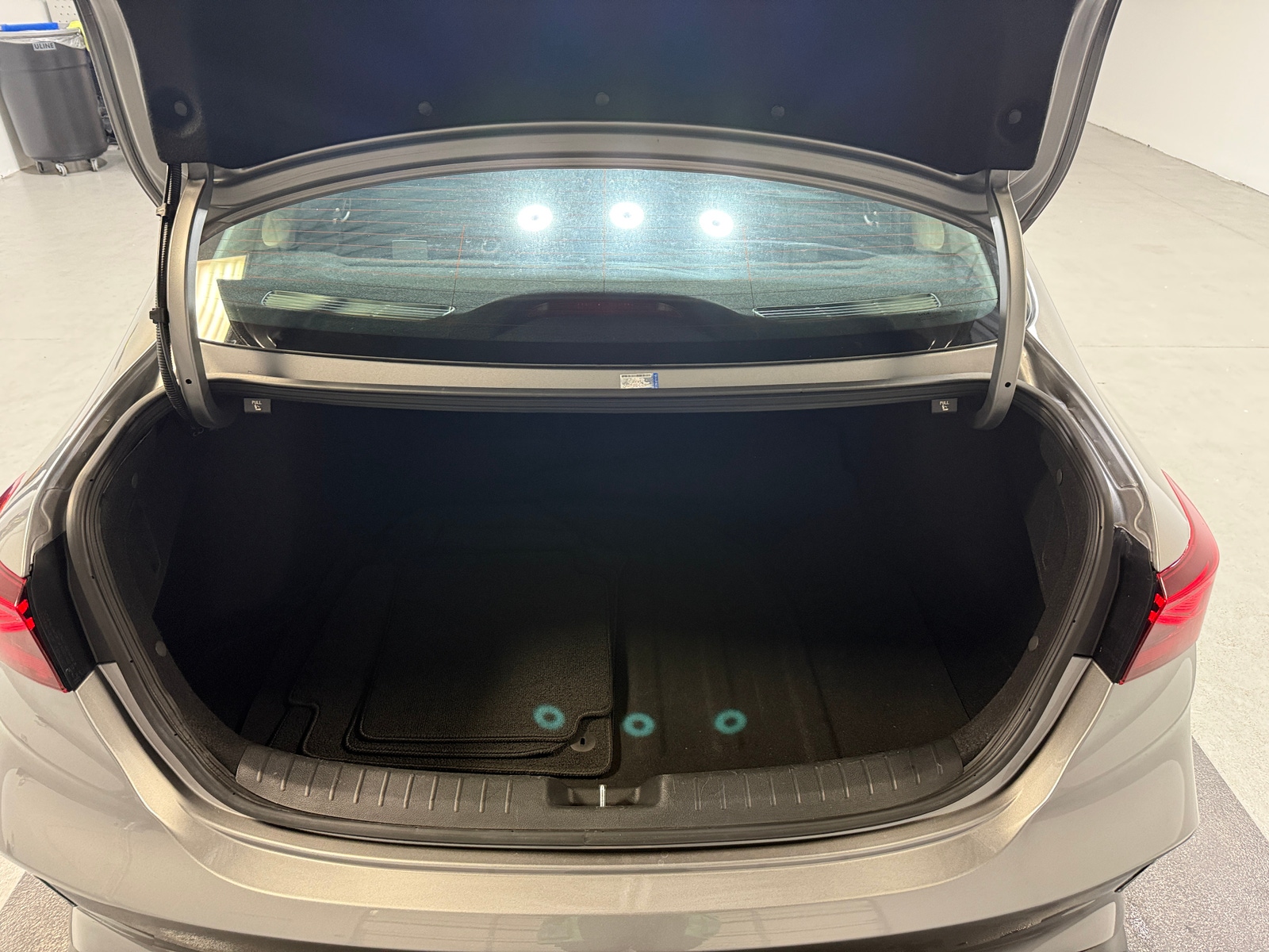 Thumbnail: 2023 Kia Forte - 7