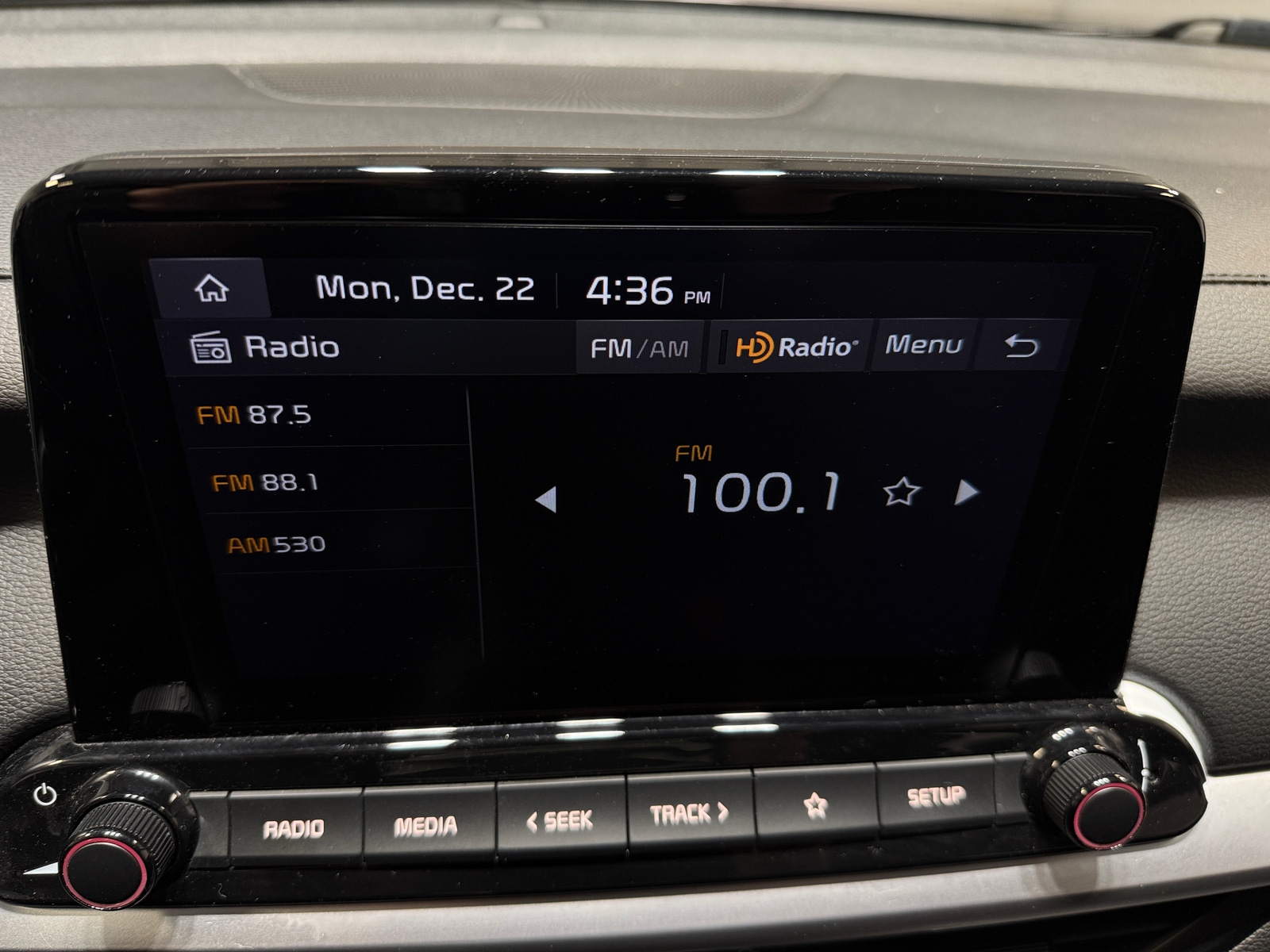 Thumbnail: 2023 Kia Forte - 4