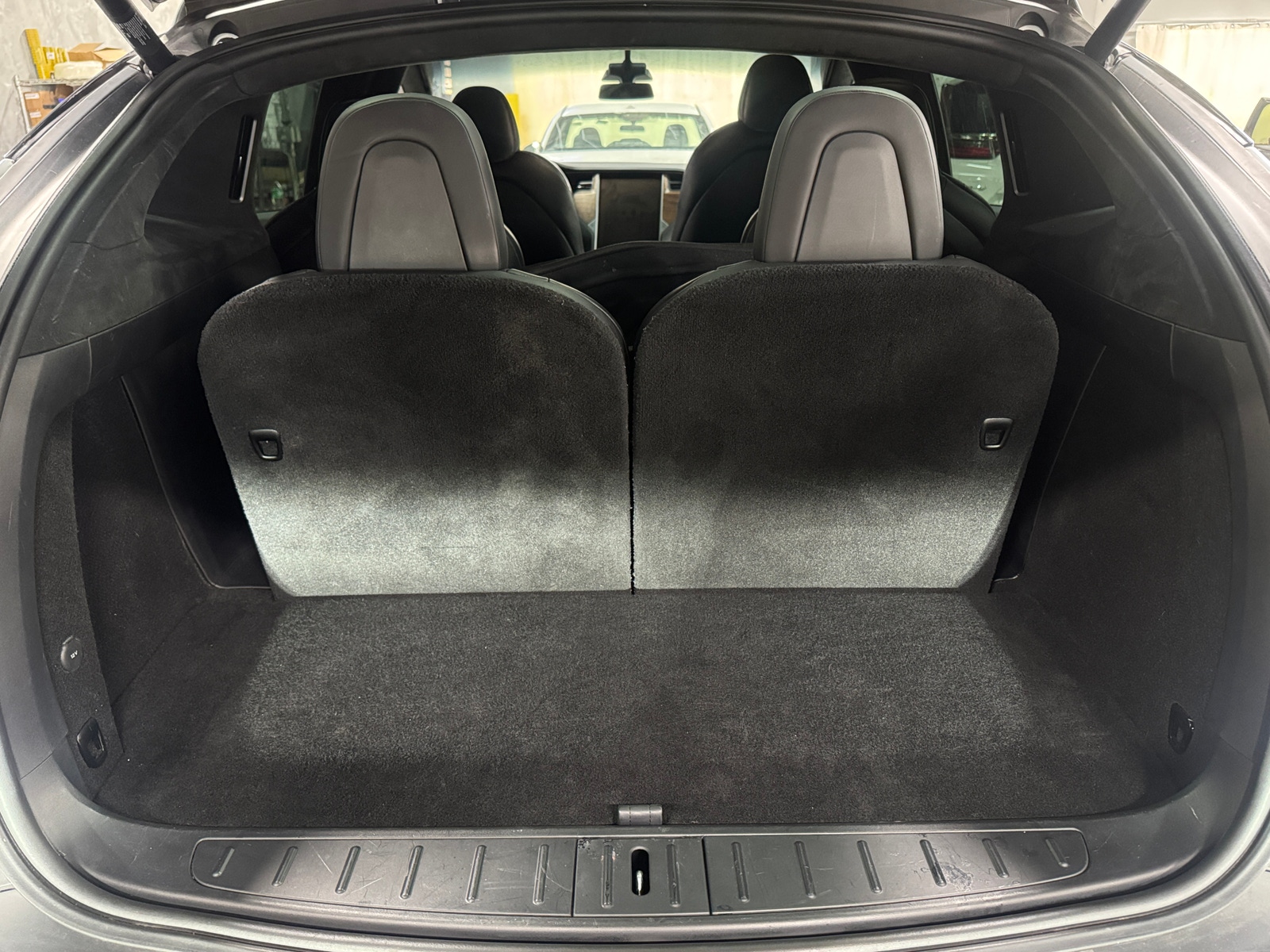 Thumbnail: 2020 Tesla Model X - 6