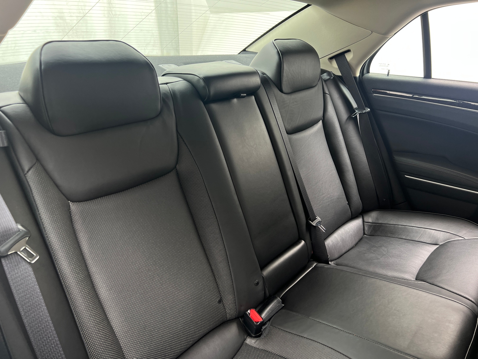 Thumbnail: 2019 Chrysler 300 - 5