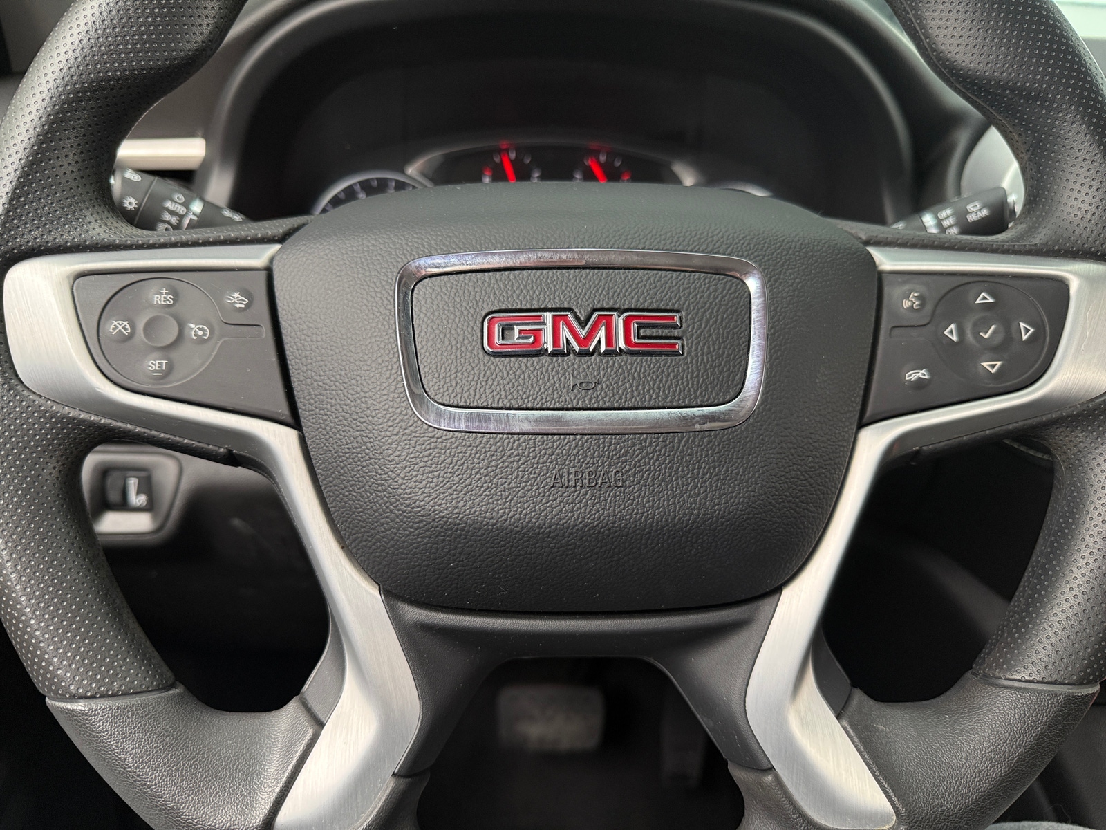 Thumbnail: 2023 GMC Acadia - 5